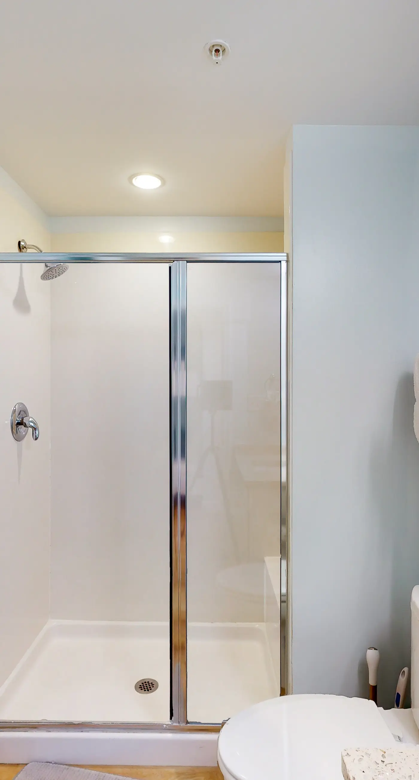 Deluxe condo with Gulf view, heated pool & balcony