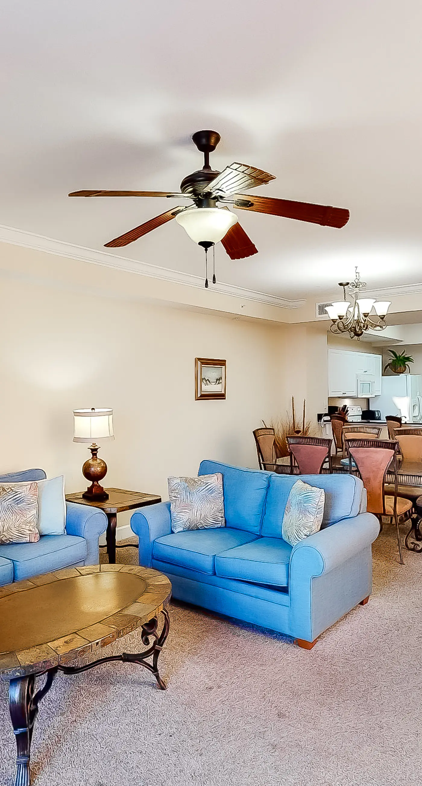 Incredible gulf-front views & resort pools, hot tubs & seasonal beach service