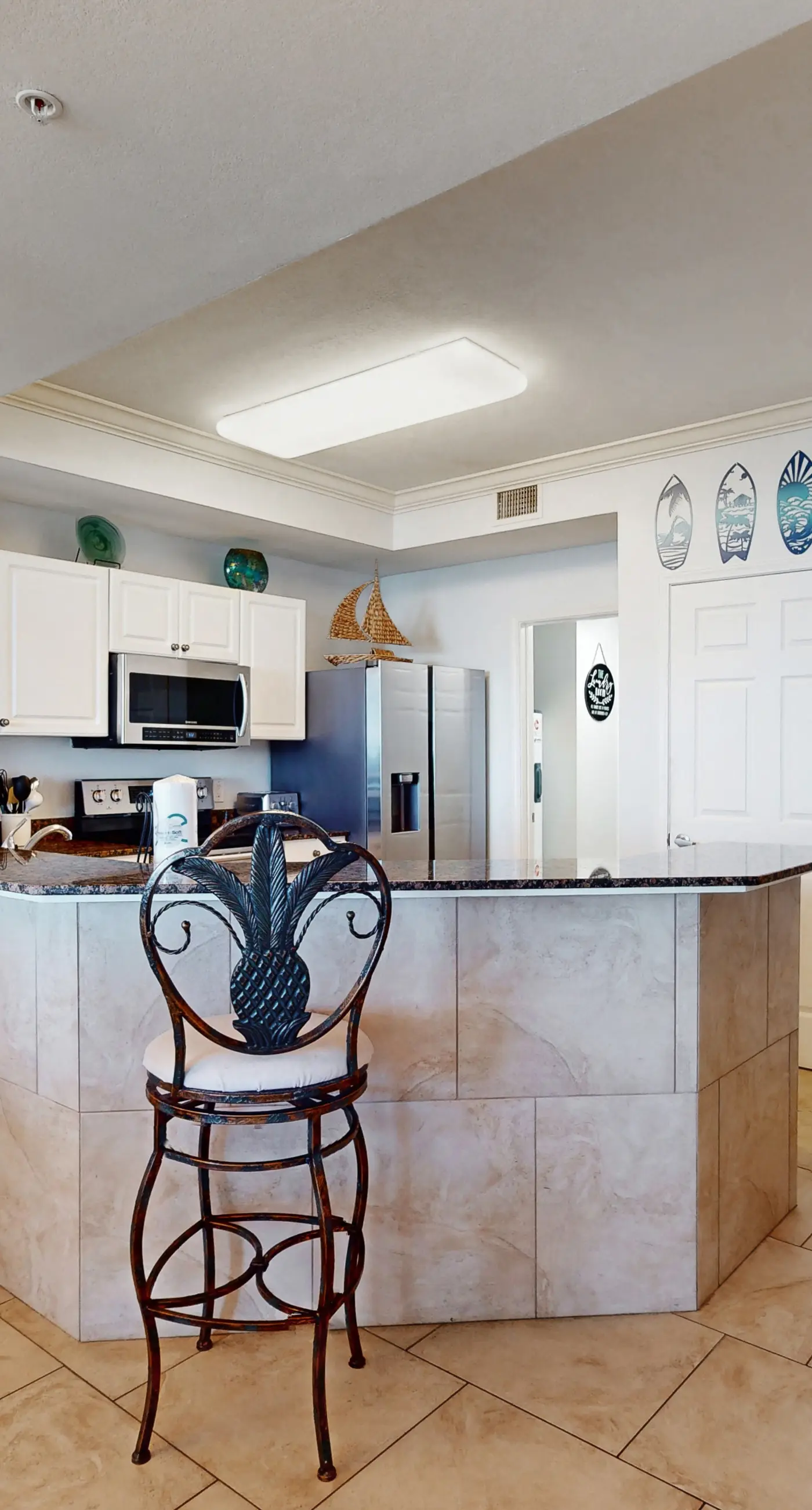 Oceanfront Condo with Shared Pool & Hot Tub, Ocean View, and High-Speed WiFi