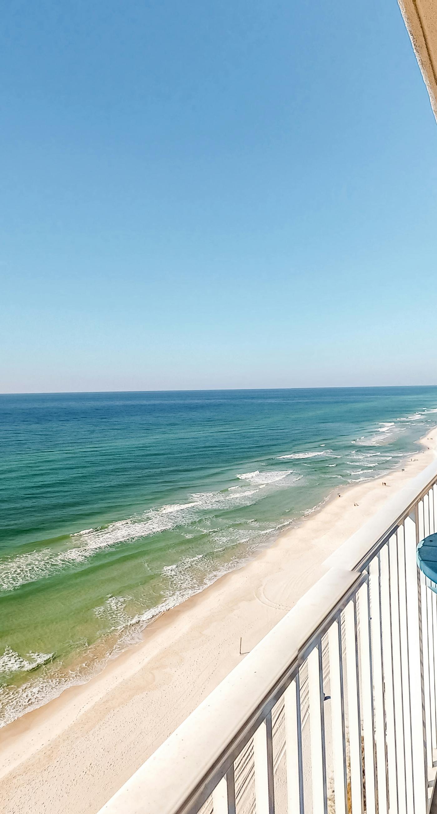 Lovely gulf-front condo near Pier Park w/ pools, hot tubs & fitness center