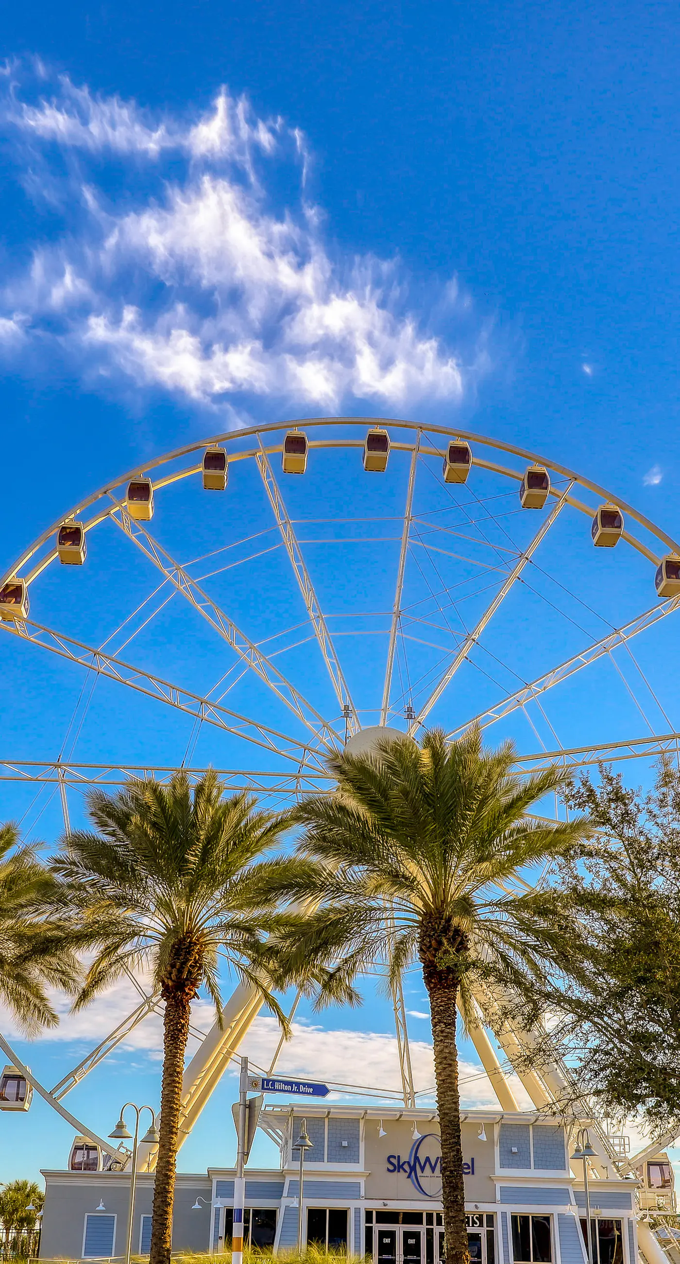 Lovely gulf-front condo near Pier Park w/ pools, hot tubs & fitness center