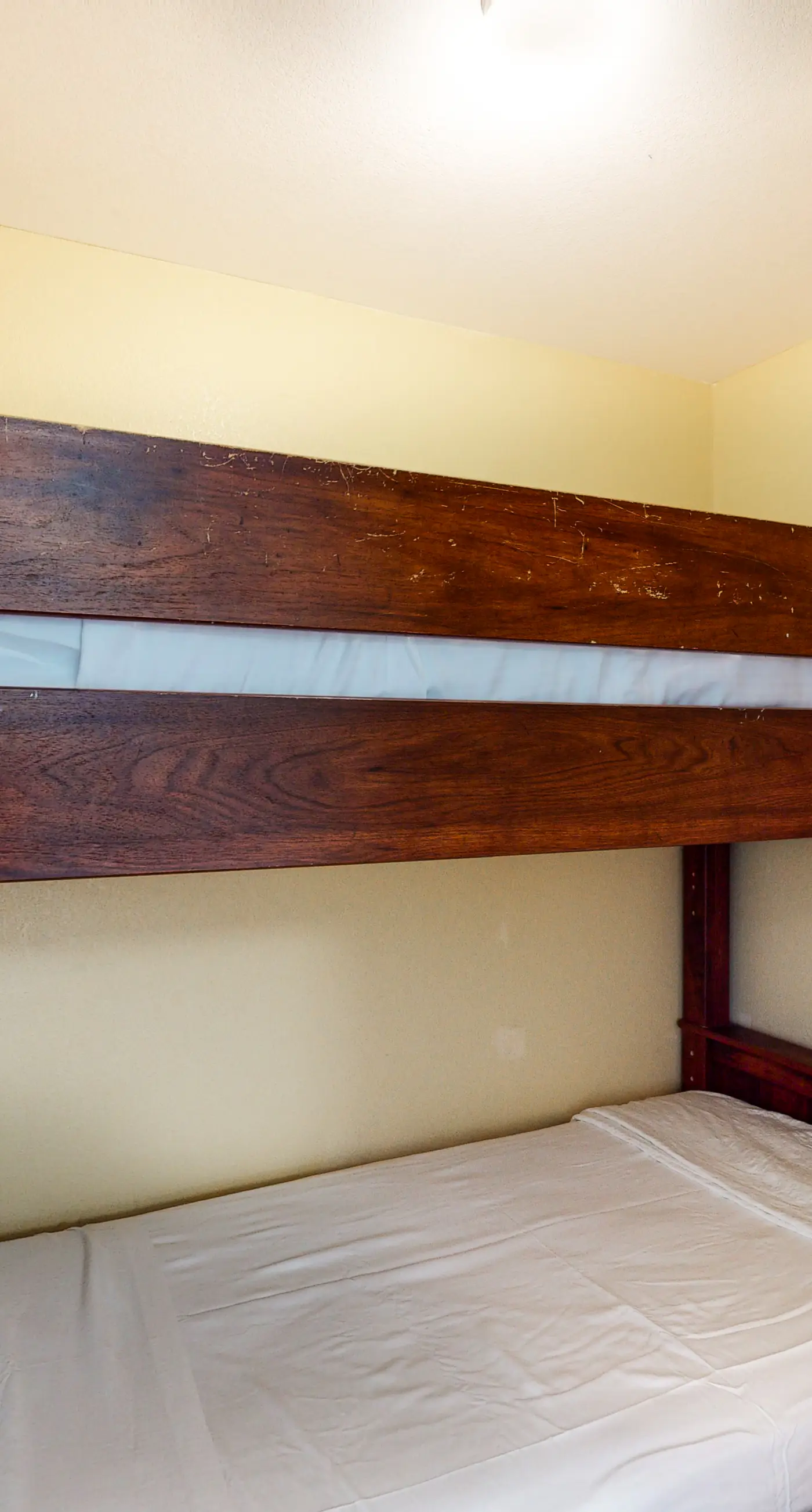 Gulf-front condo w/ 2 lagoon pools, hot tubs & beach service - near Pier Park