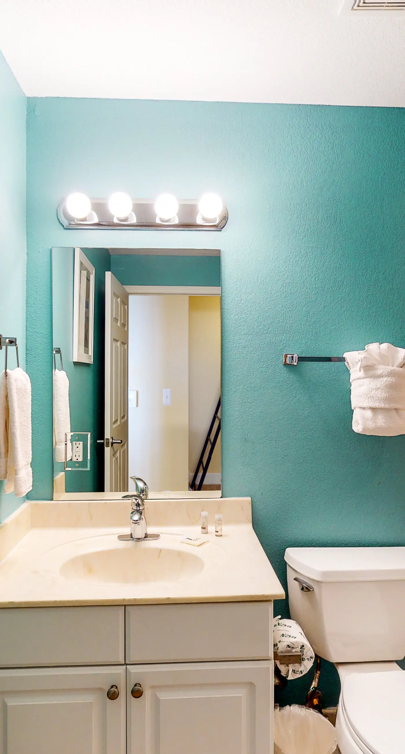 Gulf-front condo w/ 2 lagoon pools, hot tubs & beach service - near Pier Park