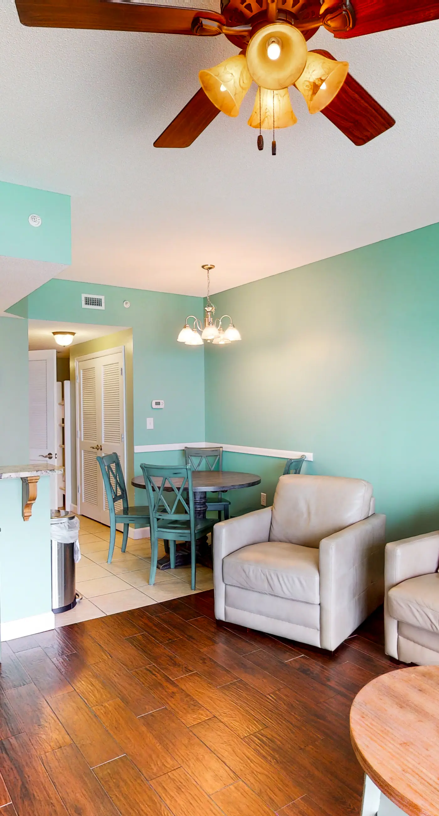 Beachfront, seafoam sanctuary with furnished balcony, pools, & gym