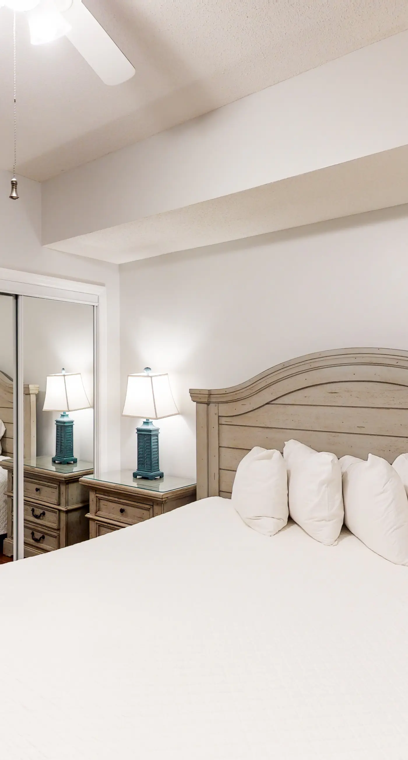 Beachfront, seafoam sanctuary with furnished balcony, pools, & gym