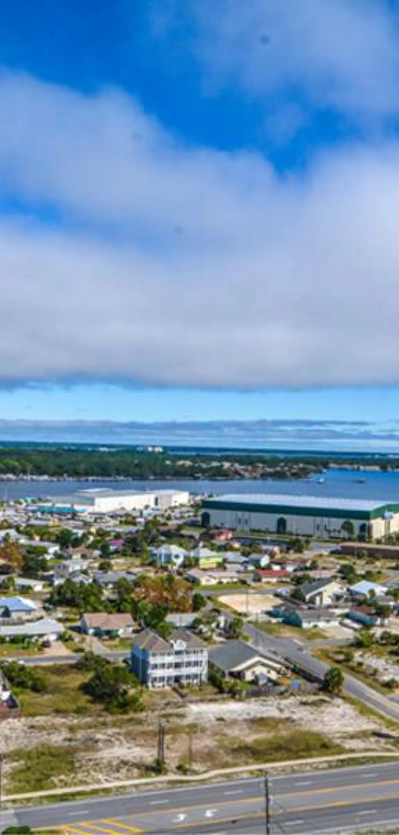 Beachfront, seafoam sanctuary with furnished balcony, pools, & gym