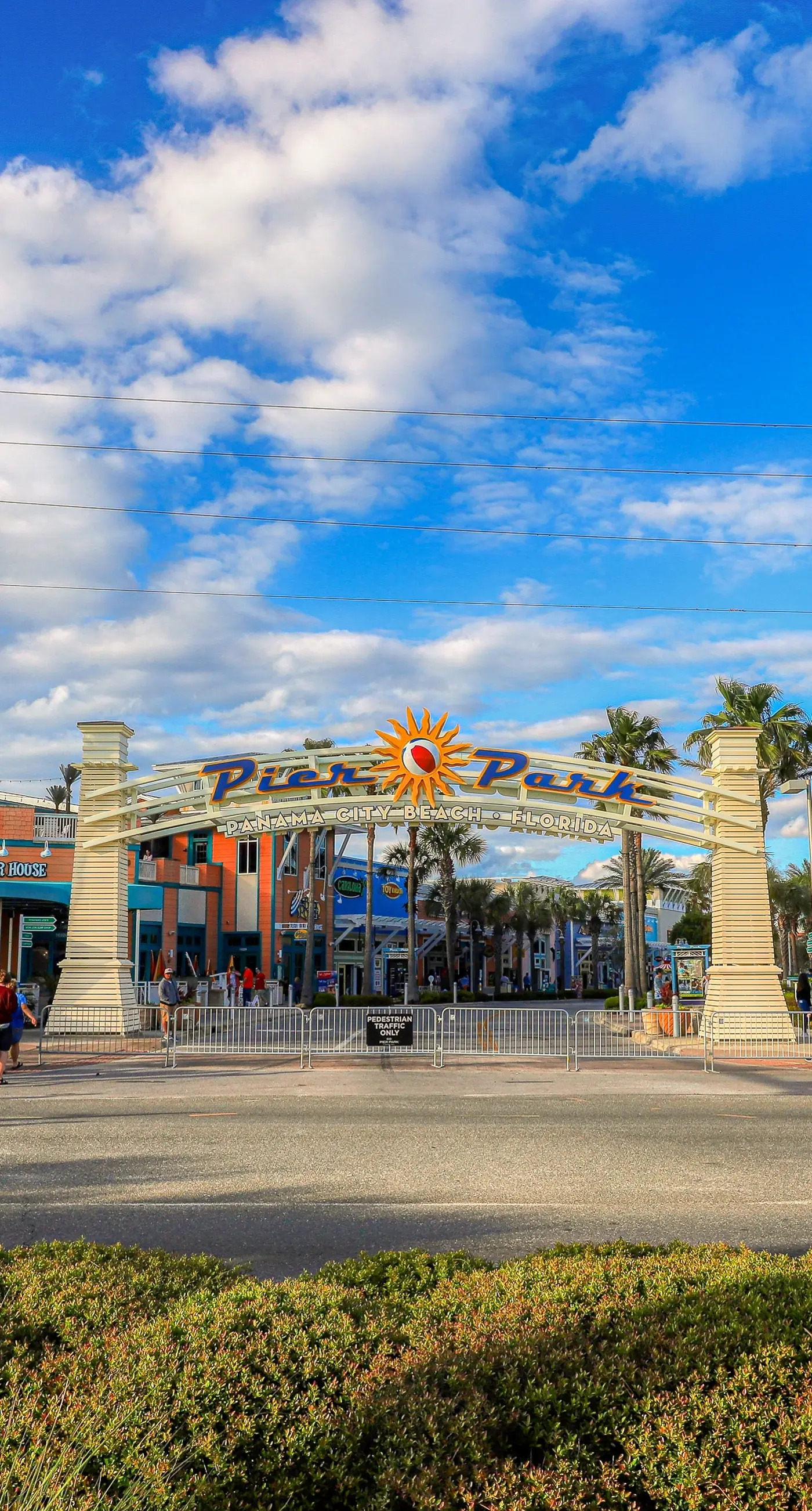 Cozy & colorful beachfront condo with balcony, pools, & fitness center