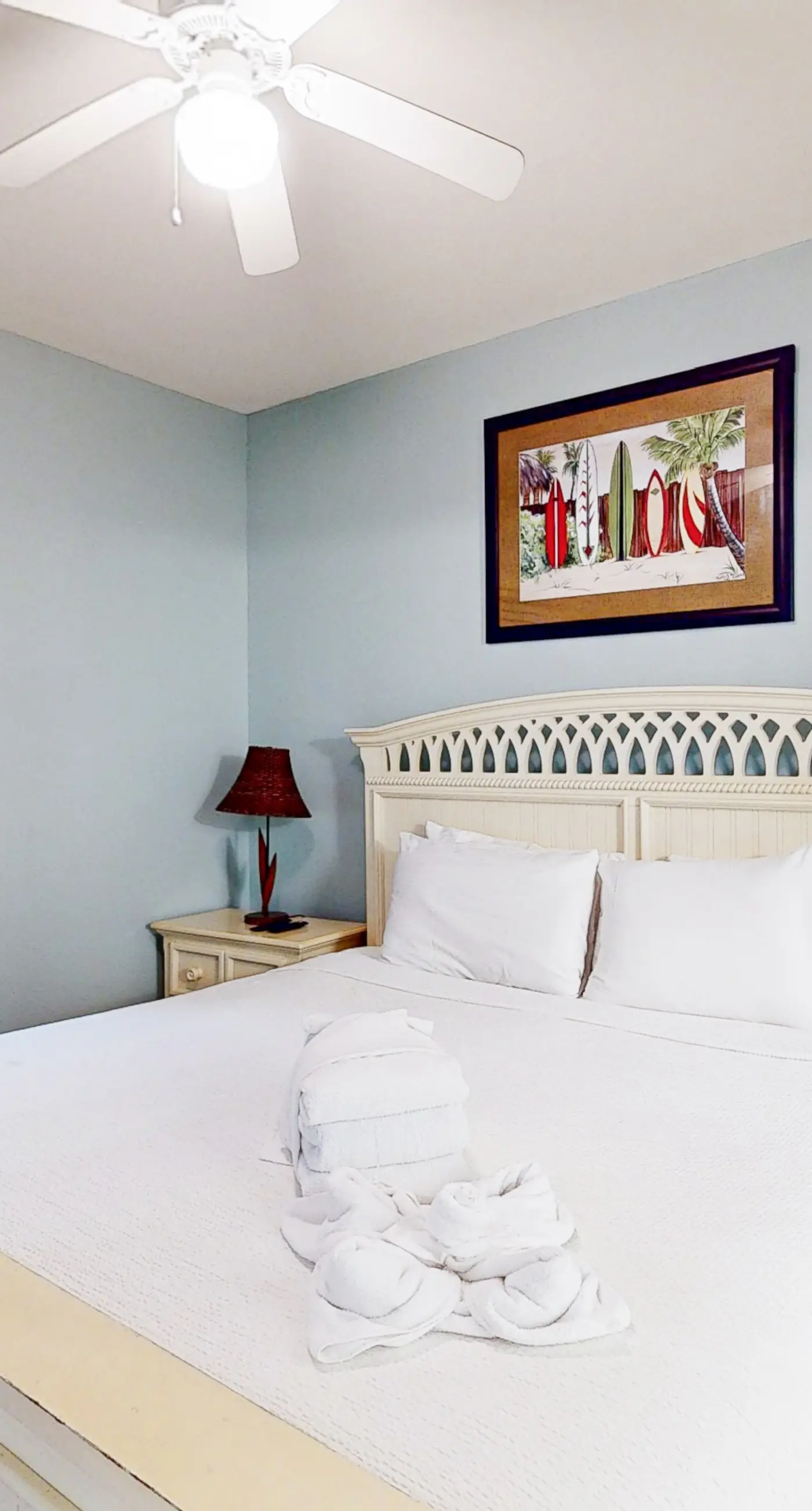 Snowbird Friendly Condo with Gorgeous Gulf Views, Pools, Hot Tub & Sauna