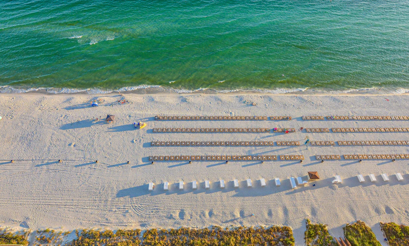 Gulf-front, 25th-floor condo with WiFi & on-site pools, hot tubs, gym, game room
