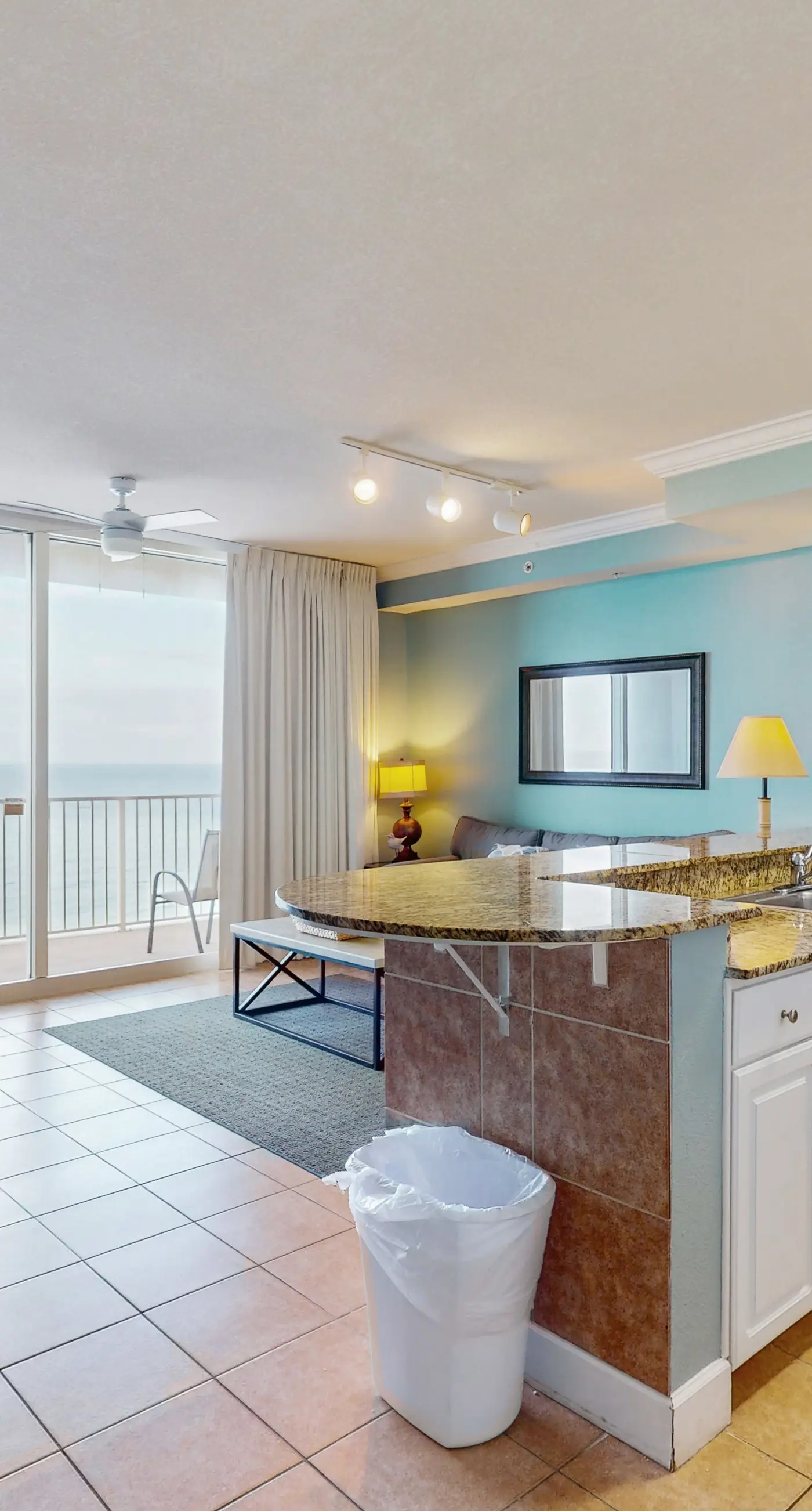 Spacious, beachfront condo w/shared gym, sauna, hot tub, pools, and BBQ area