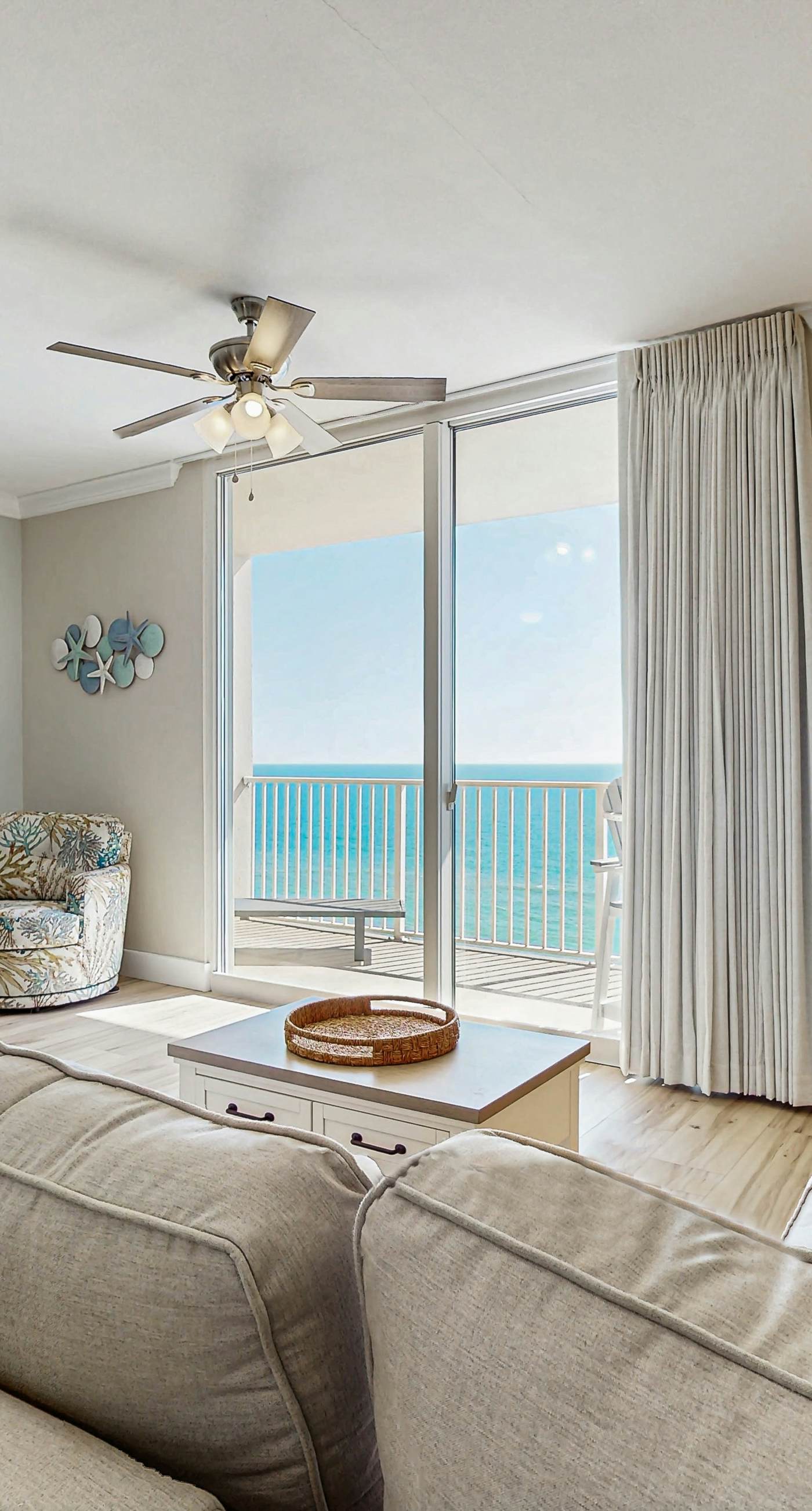 Beachfront condo with hot tub, sauna, pools, and stunning ocean views