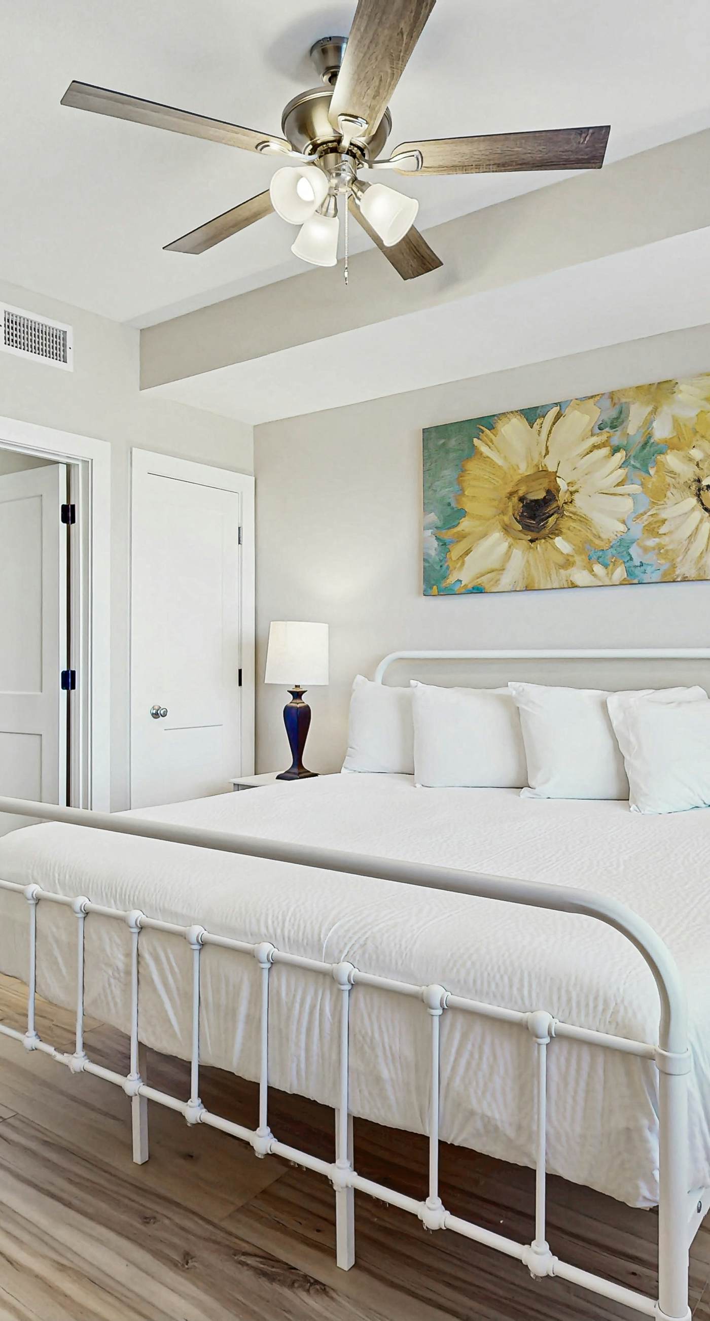 Beachfront condo with hot tub, sauna, pools, and stunning ocean views