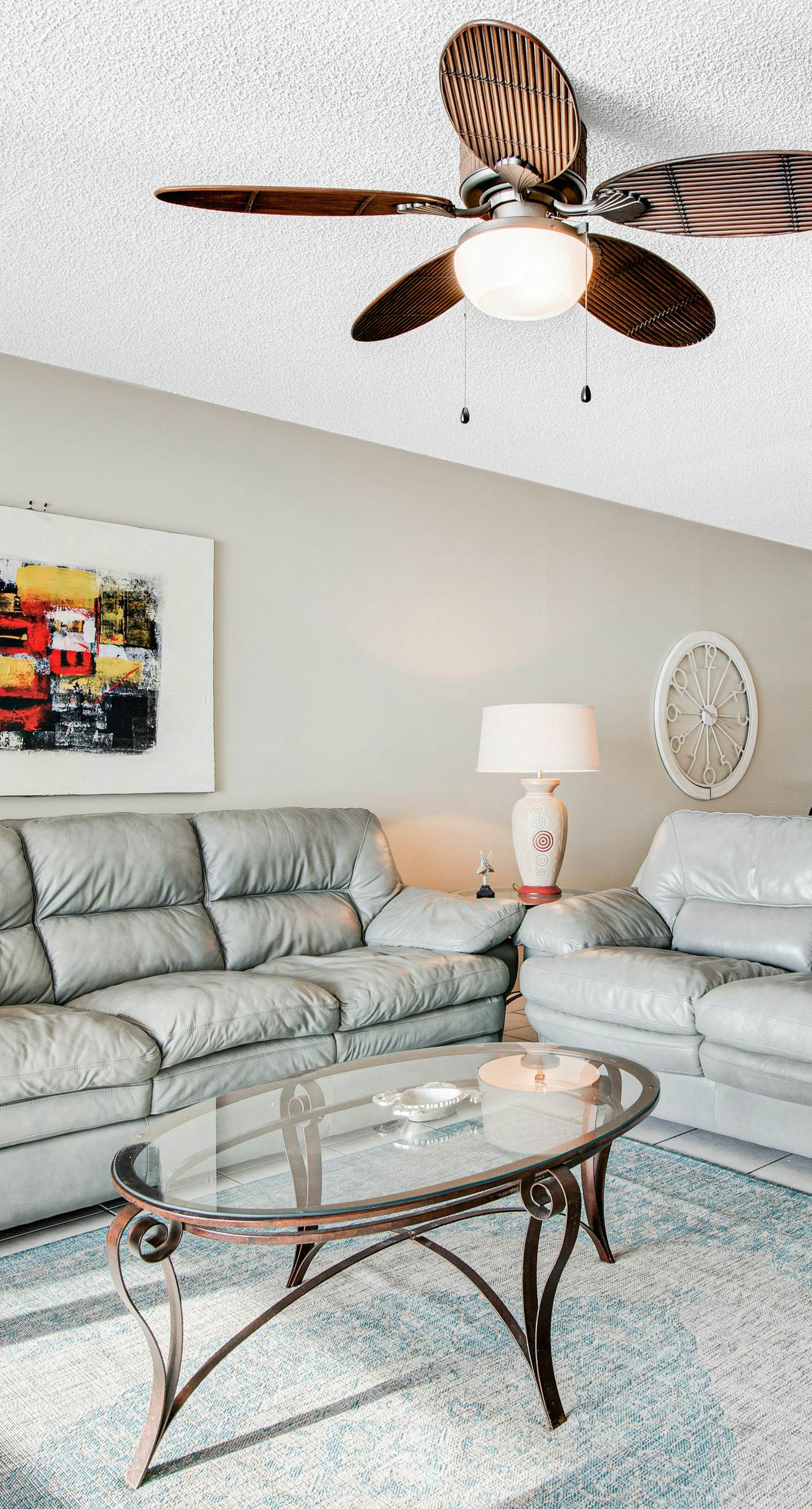 Waterfront beach condo w/ pool, hot tub & tennis available - balcony