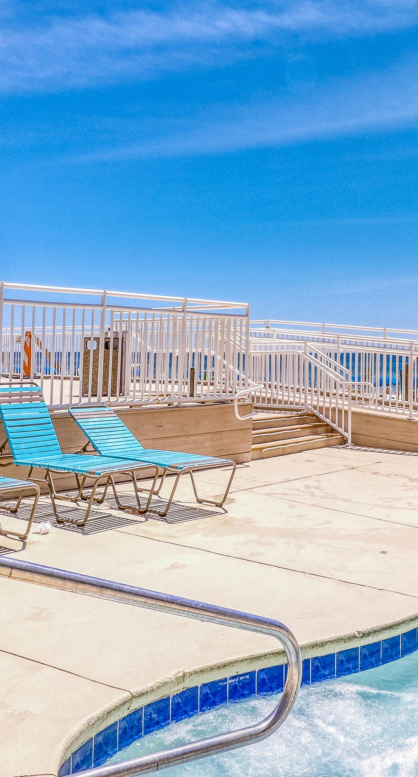 Waterfront beach condo w/ pool, hot tub & tennis available - balcony