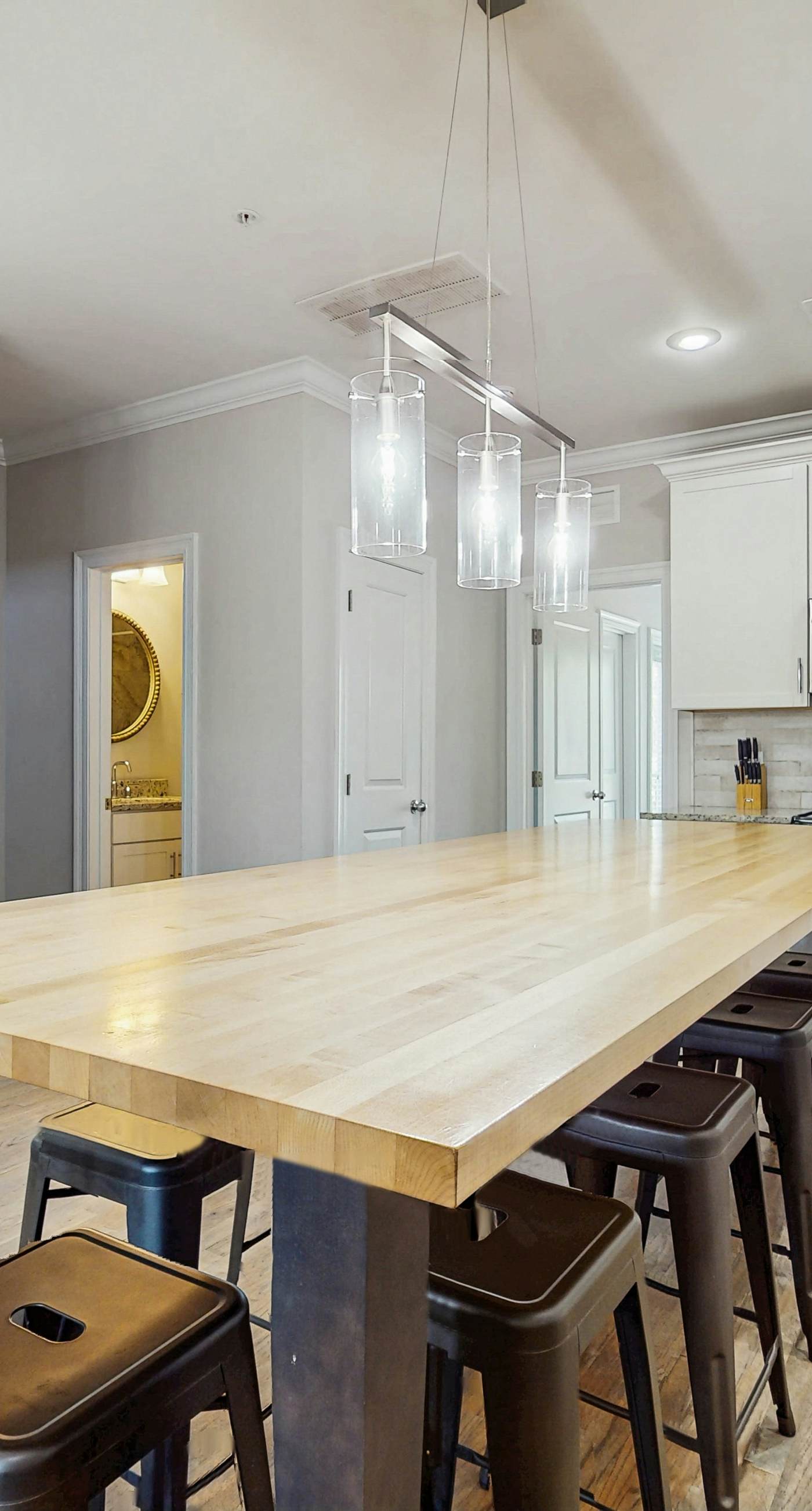 Spacious private home with patio, balconies, close to beaches & shared pool!