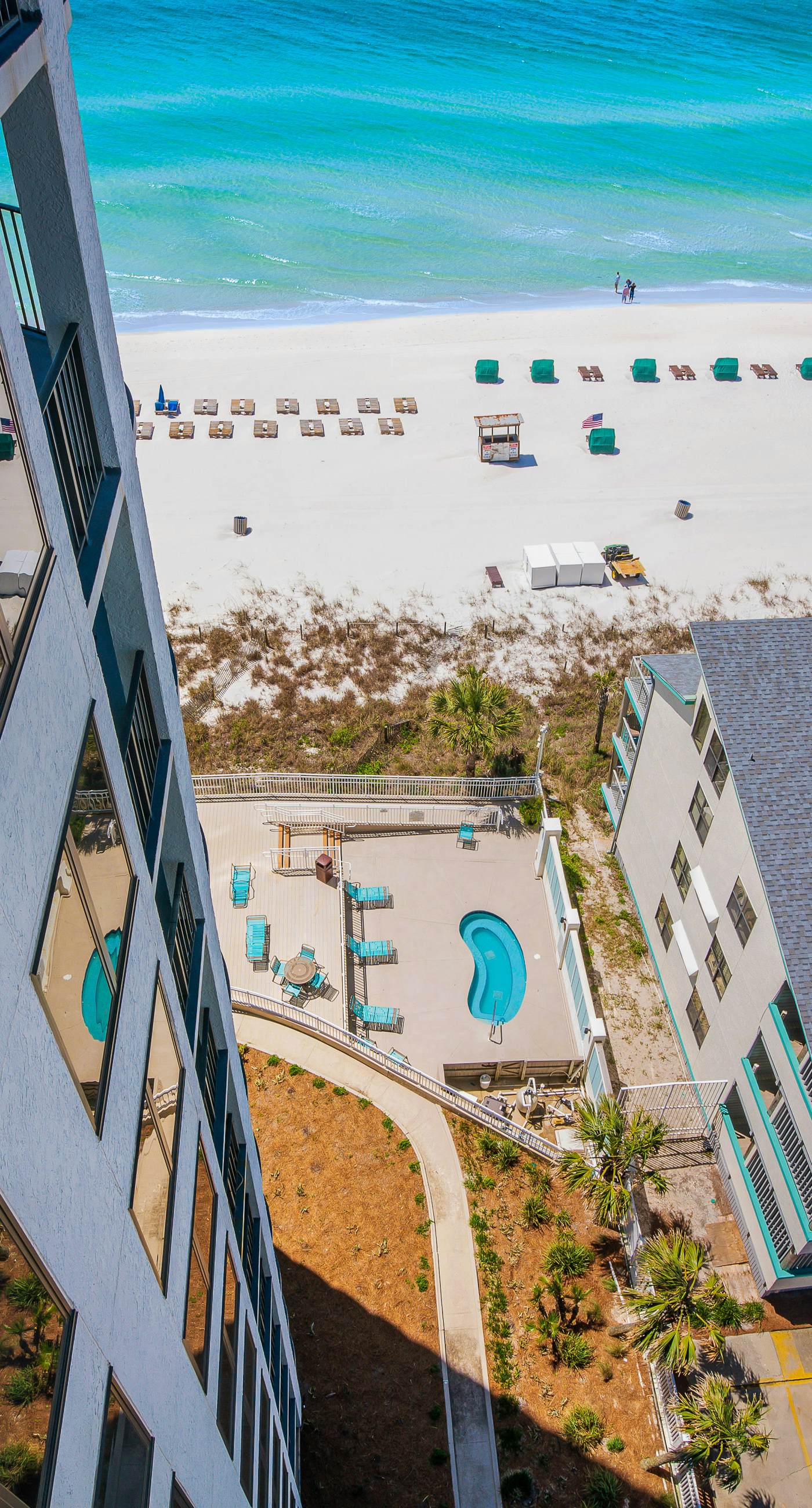 Gulf views from your private balcony - condo with pool , hot tub & beach access