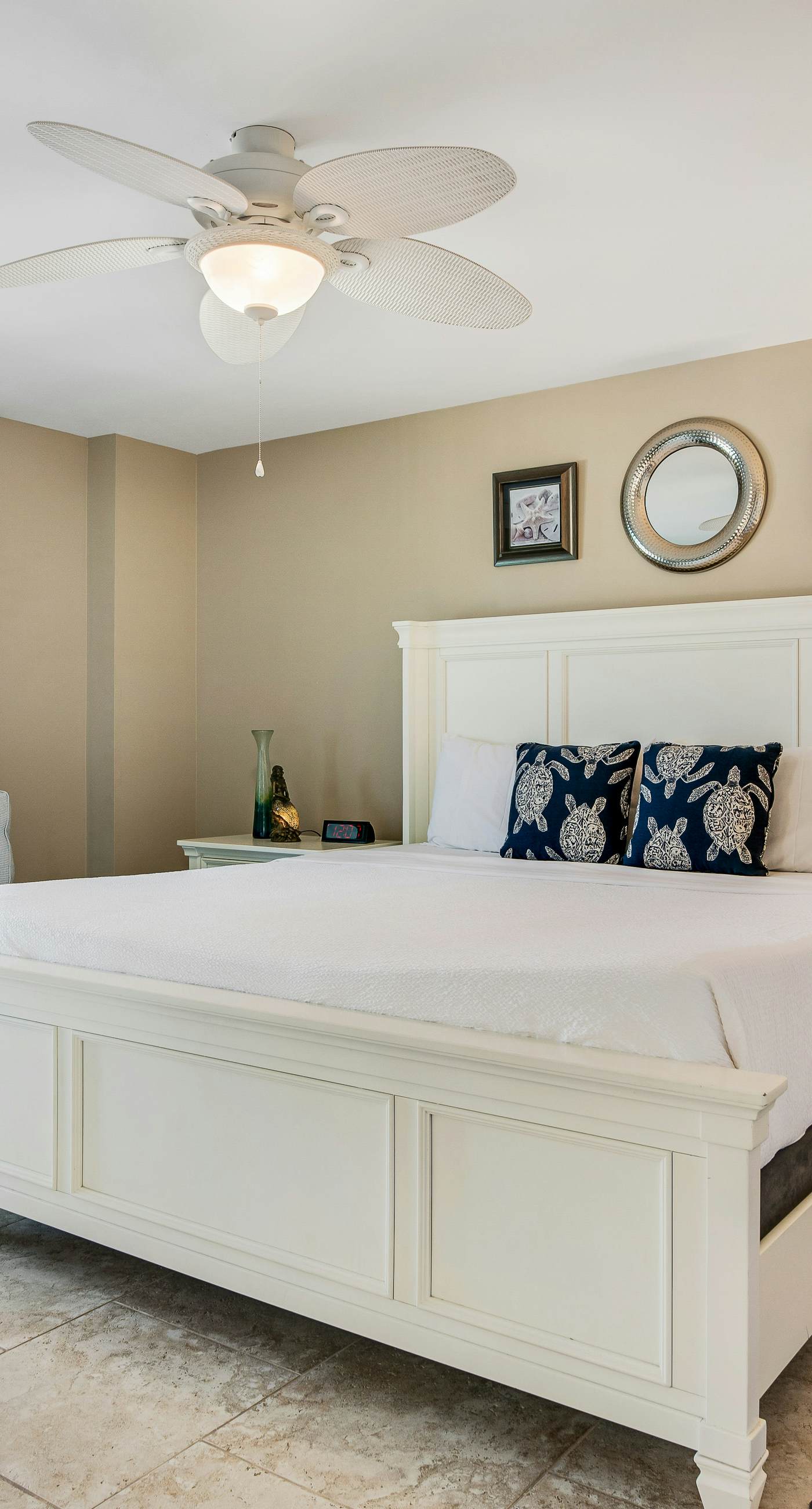 Gulf views from your private balcony - condo with pool , hot tub & beach access