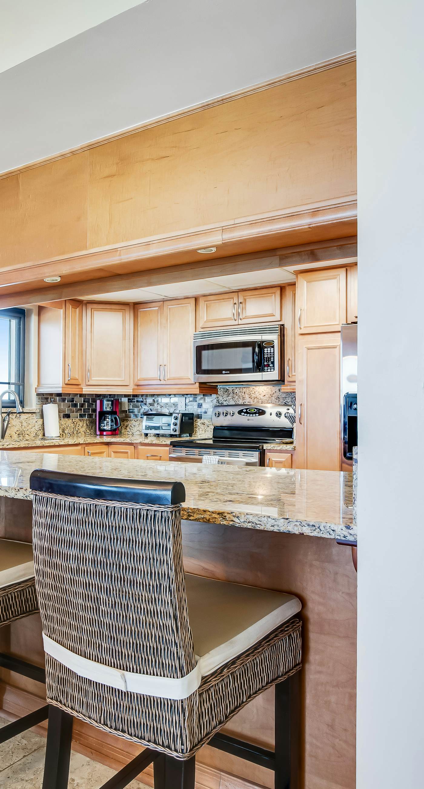 Gulf views from your private balcony - condo with pool , hot tub & beach access