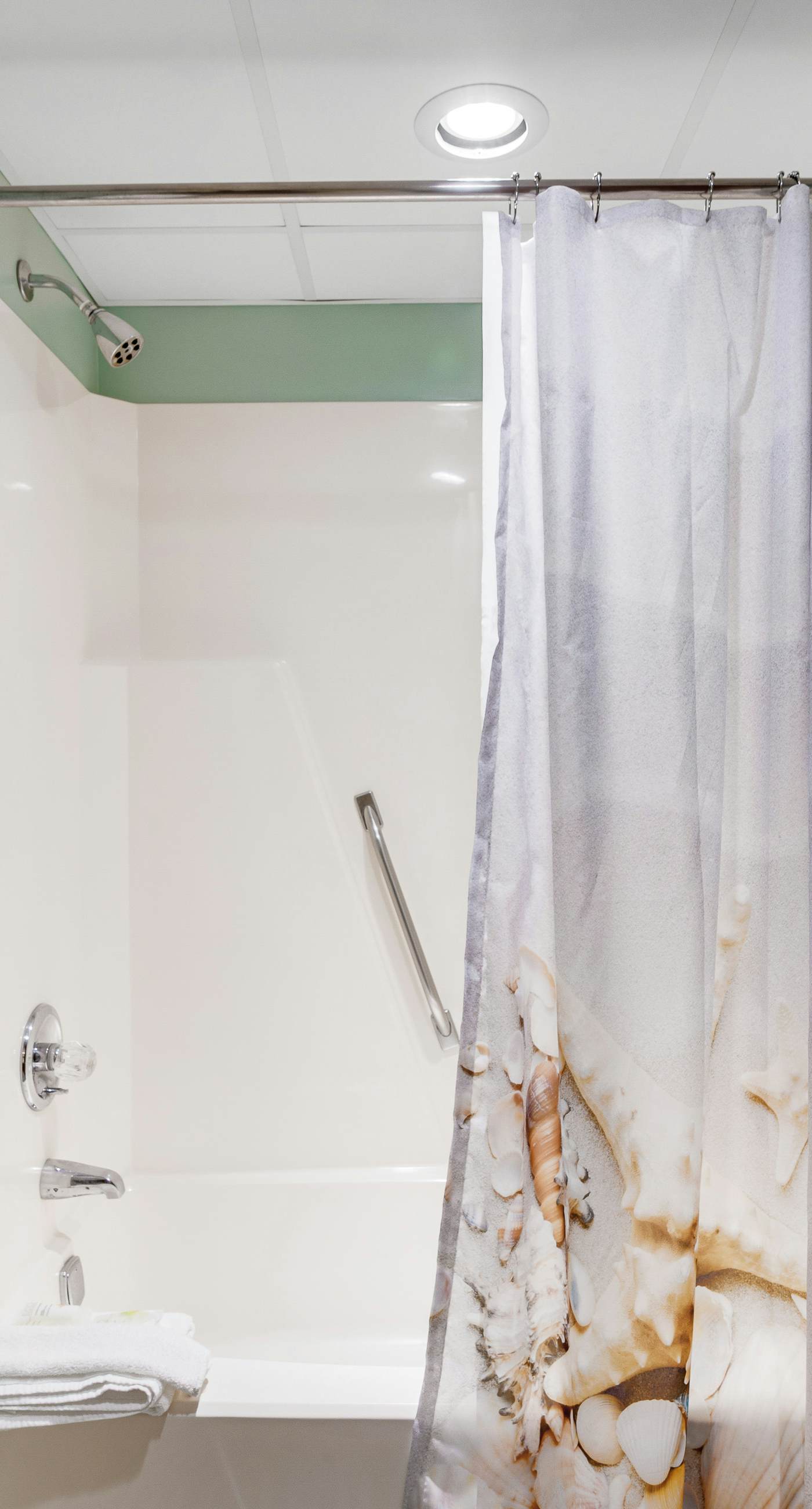 Gulf views from your private balcony - condo with pool , hot tub & beach access