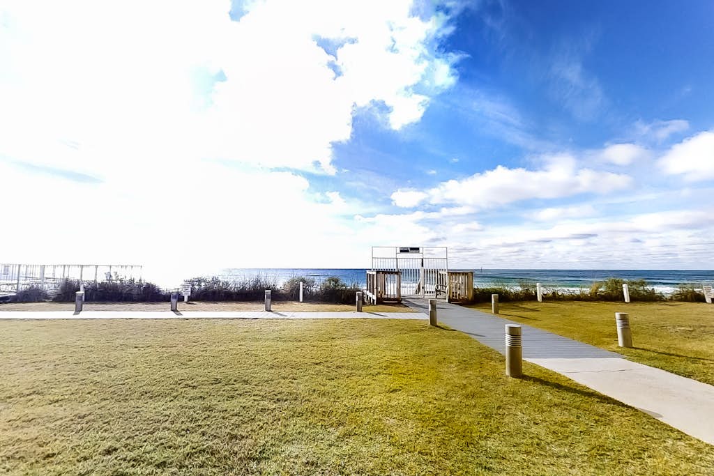 Gulf & beachfront condo with outdoor pool, 2 tennis courts, gym, game room