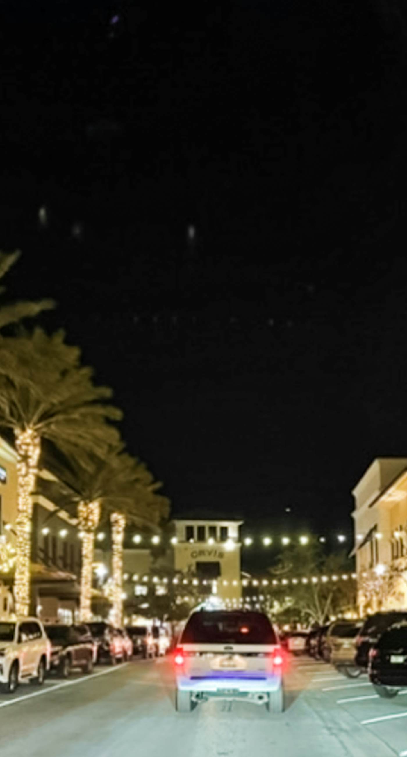 Cozy Condo Near Beach with Pool, Balcony, Dining & Shopping