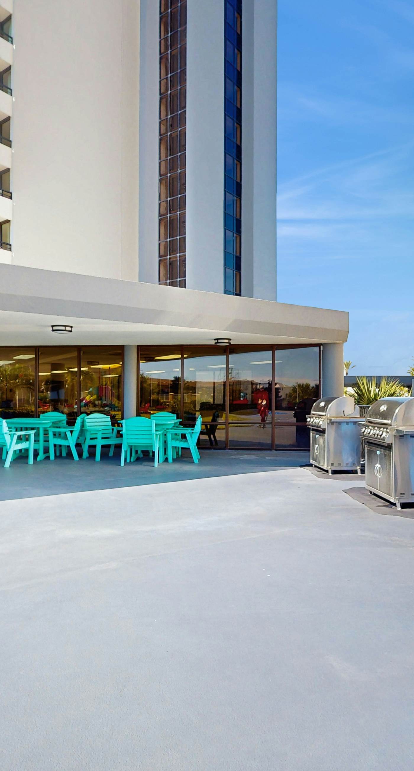 Gorgeous beachview condo with shared pool & beach access