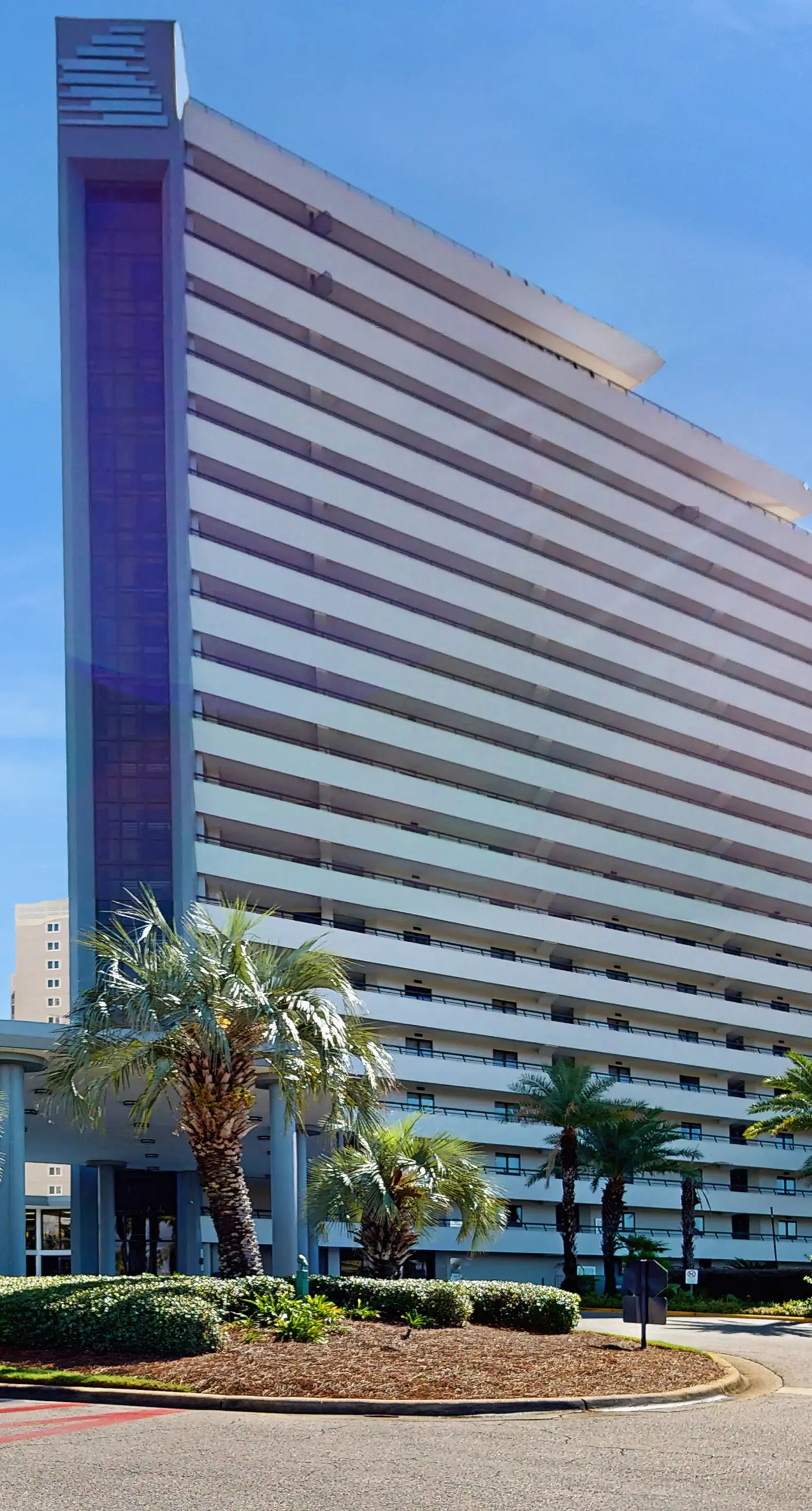 Gorgeous beachview condo with shared pool & beach access