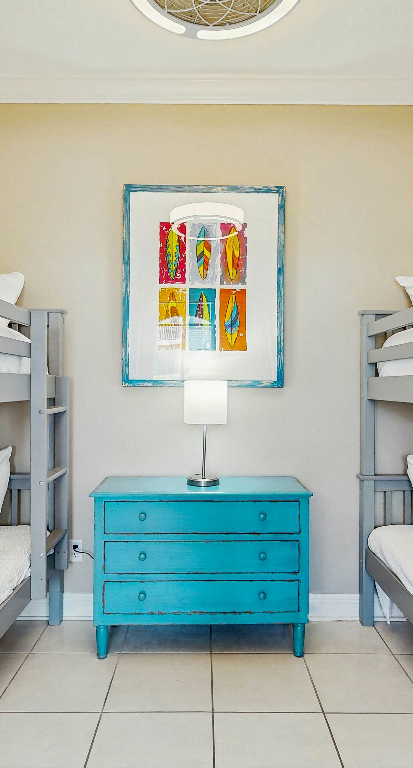 Exceptional private home pet friendly with private patio and shared pool