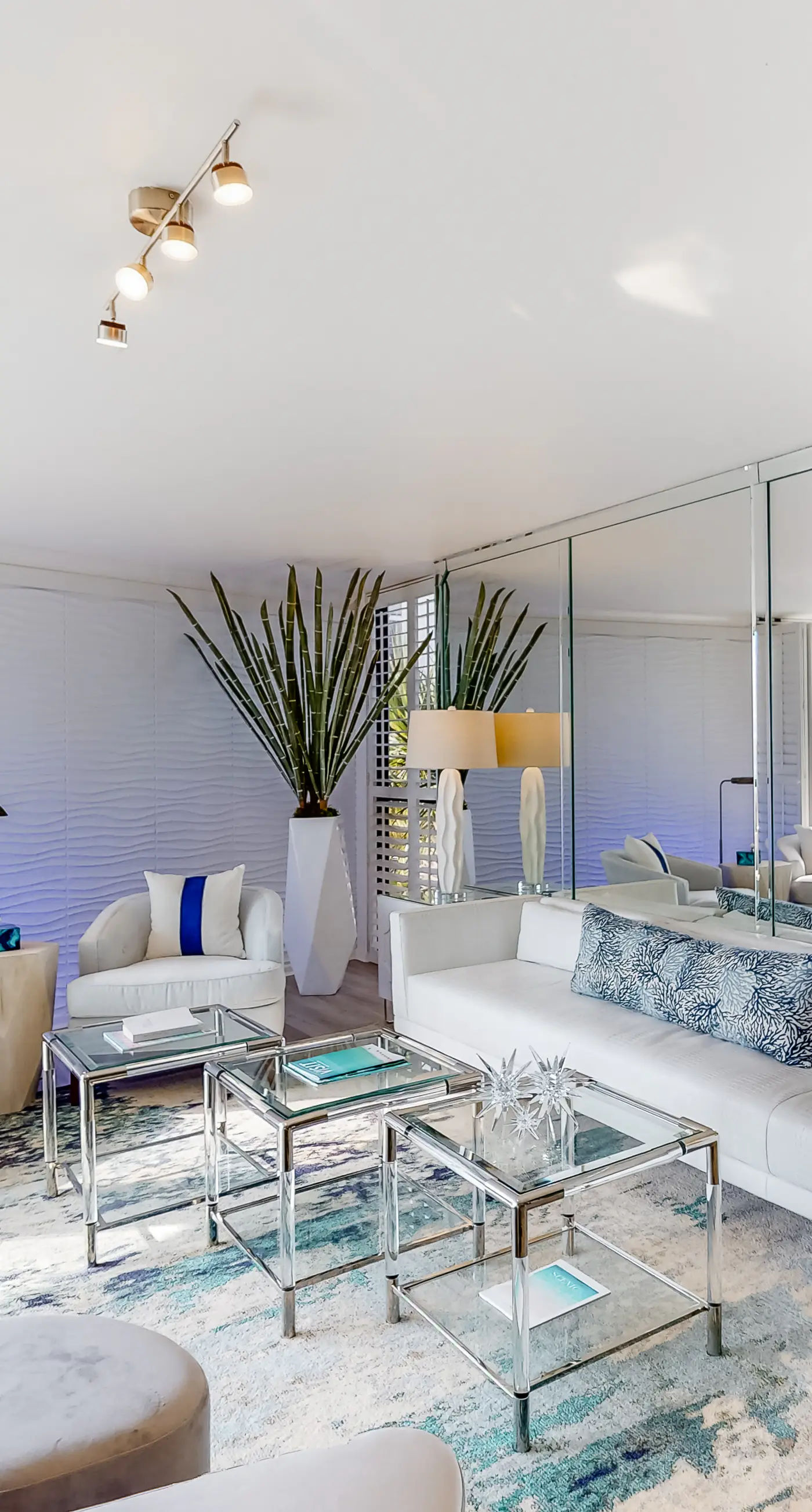 Ocean-view condo with pools & hot tub, balcony, central AC, W/D