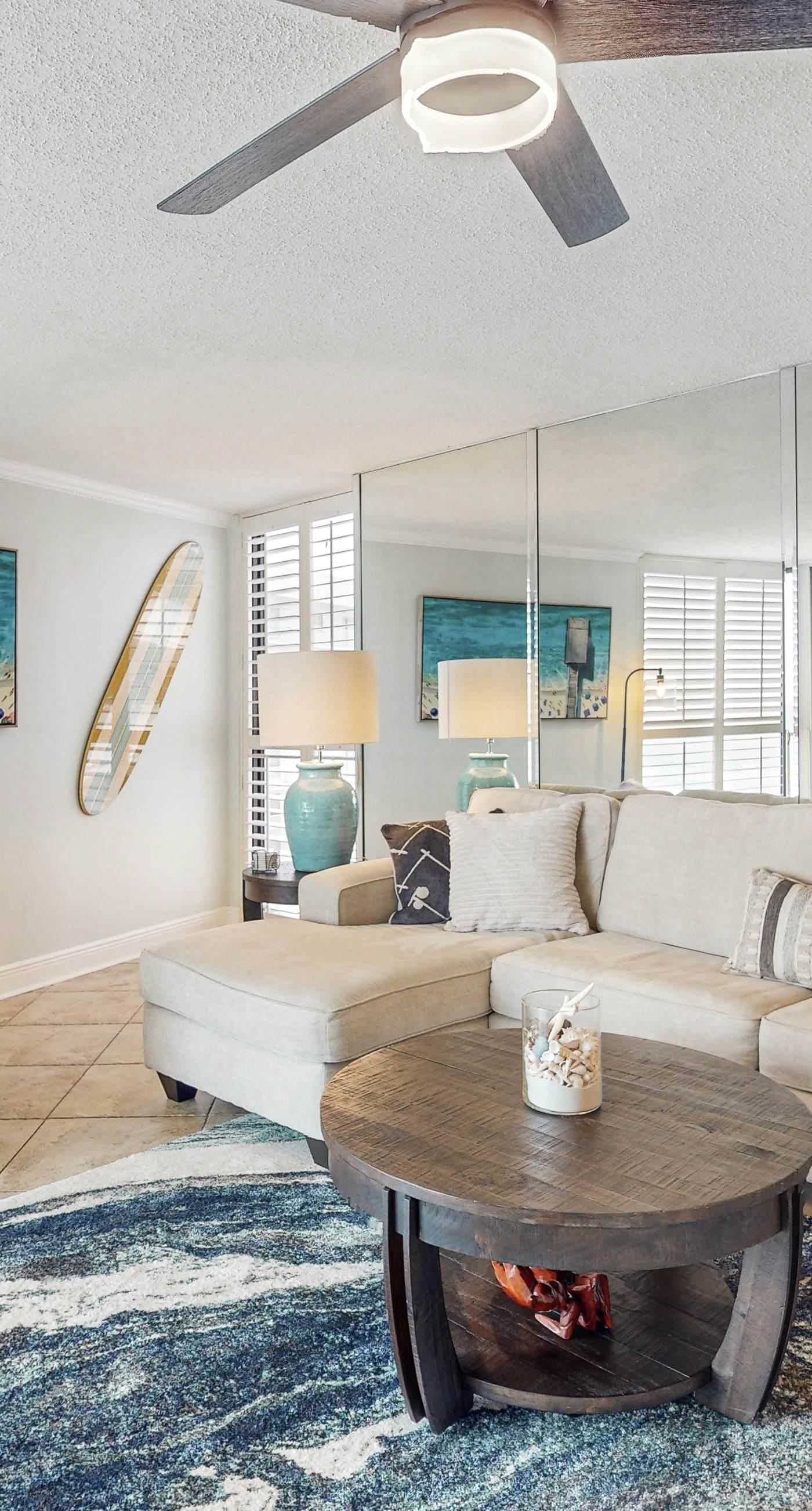 Gulf-front condo w/ pool, hot tub & included beach service