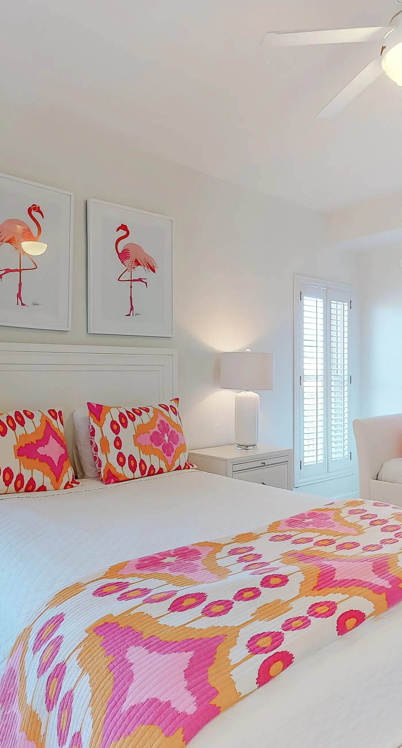 Amazing second-floor condo with Gulf View, fitness center, pools & beach access