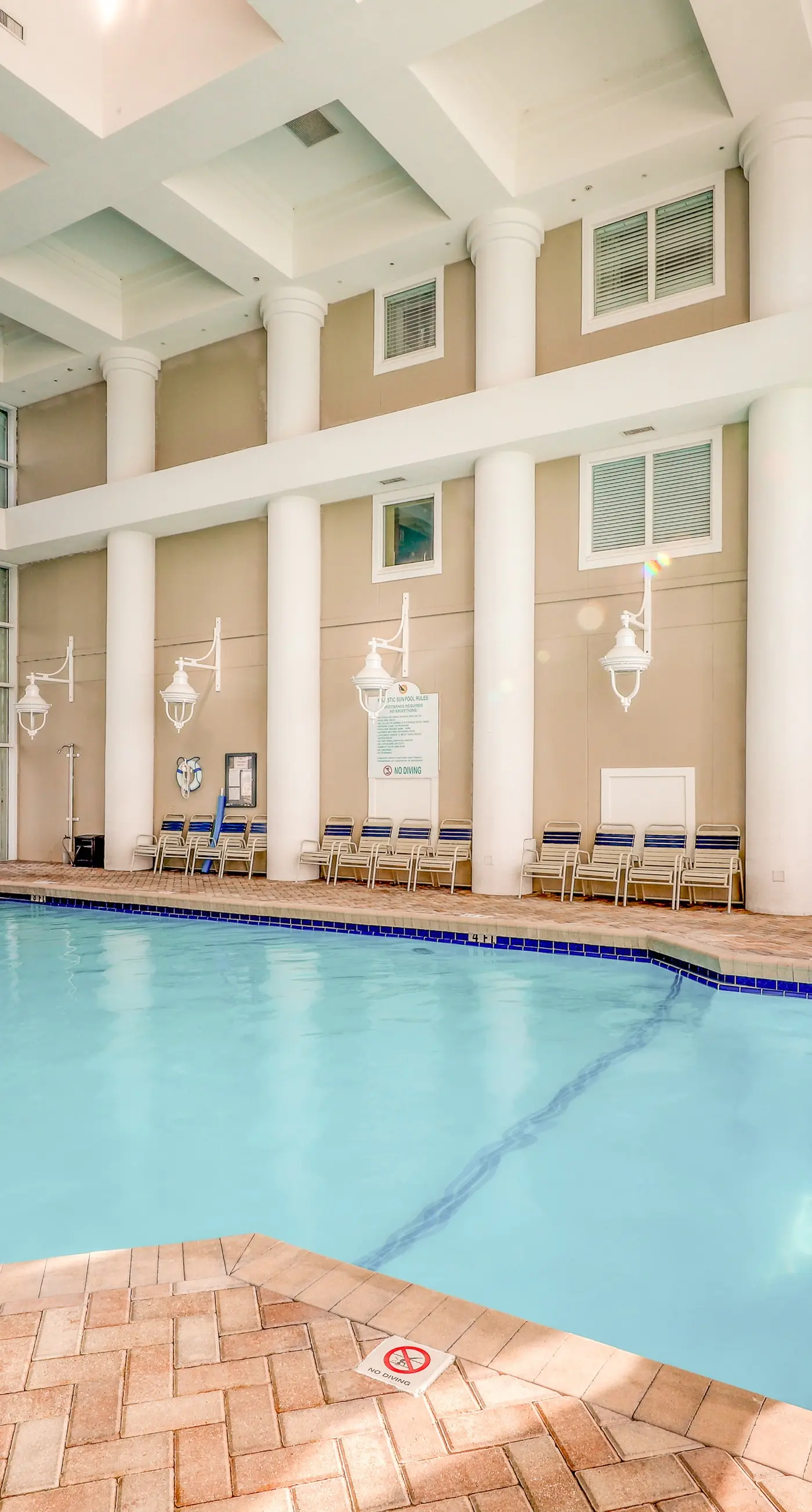 5th Floor Bright gulf view condo, Steps to the beach, Near Everything