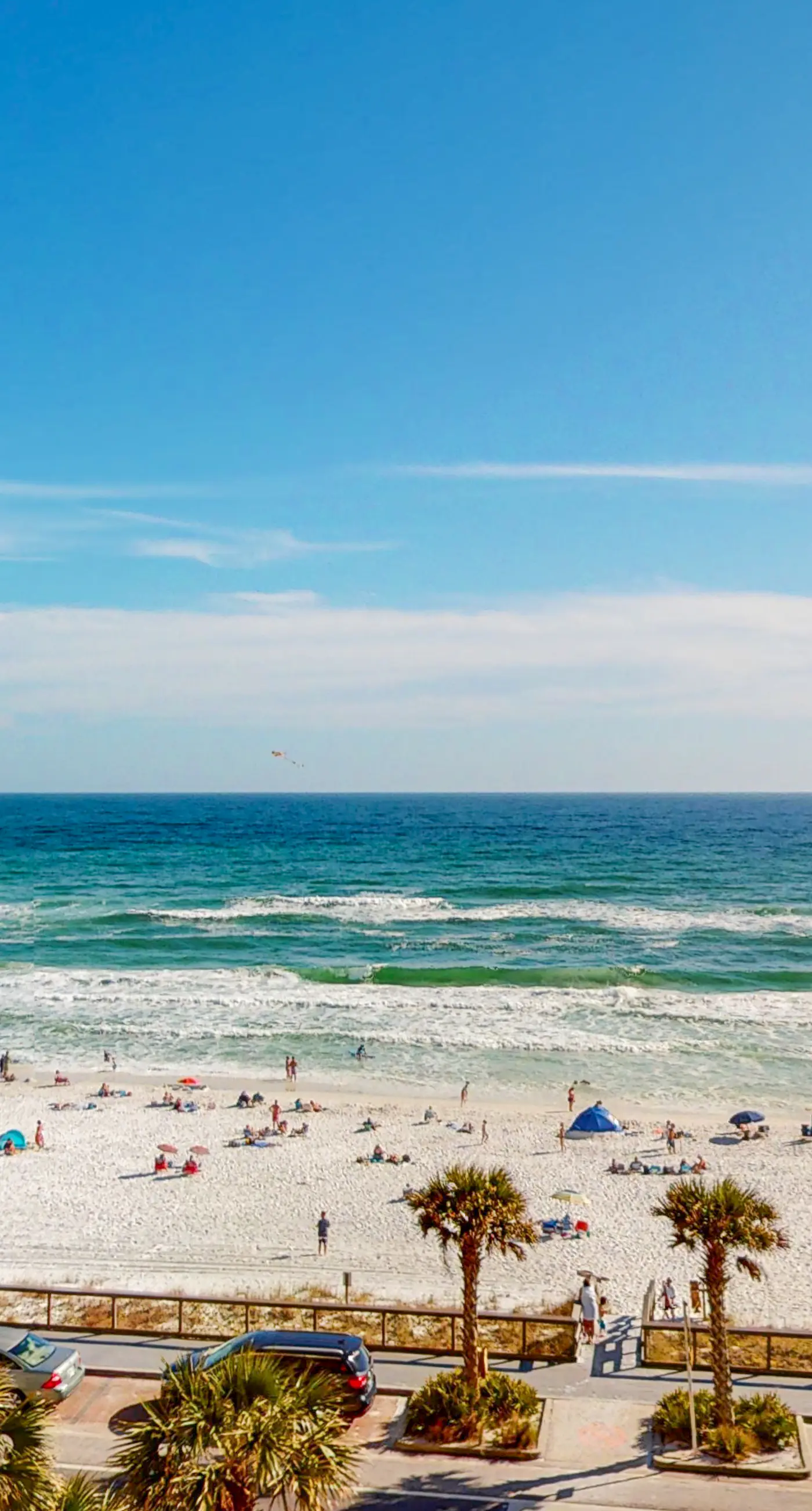 5th Floor Bright gulf view condo, Steps to the beach, Near Everything