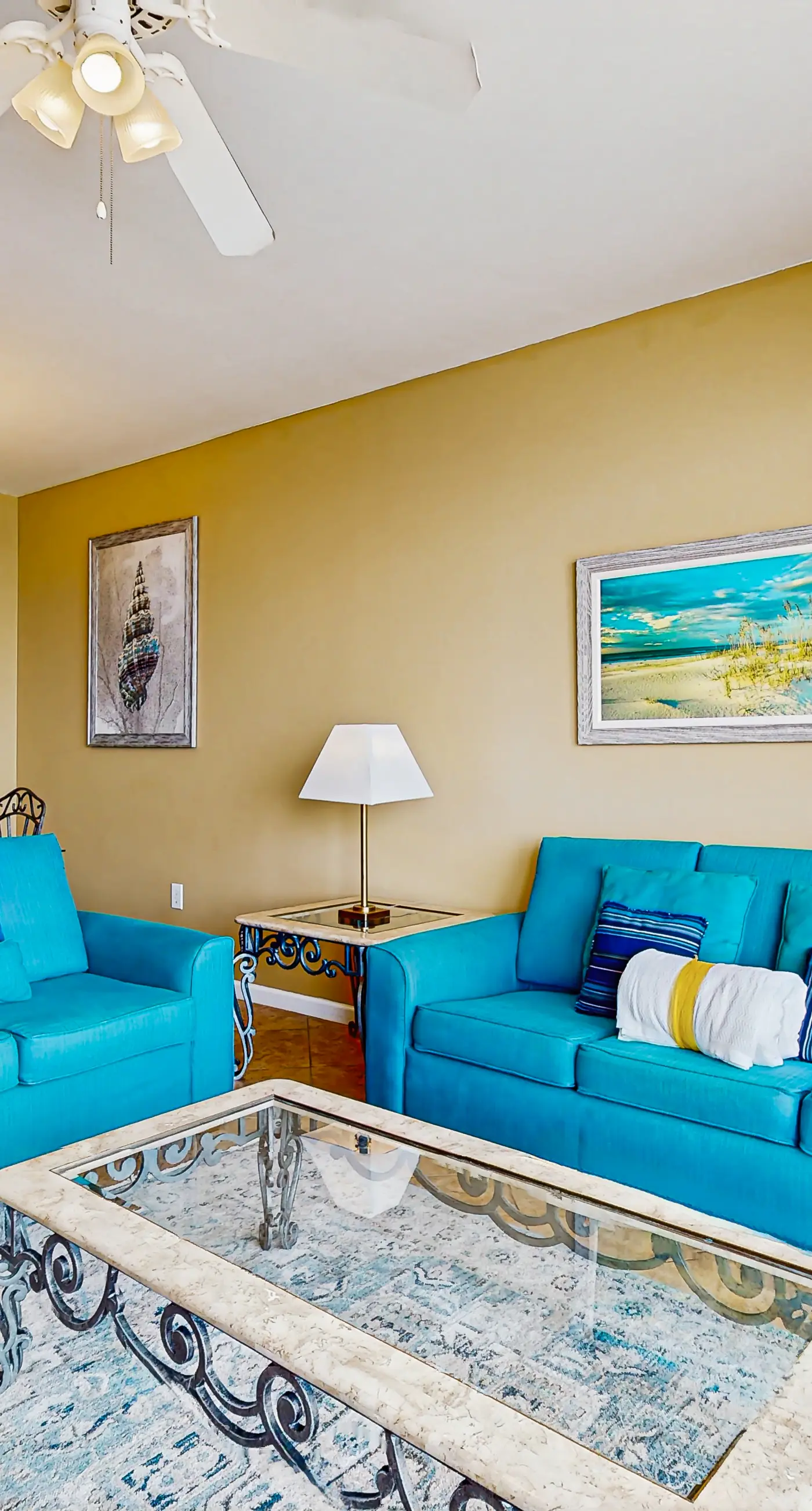 Large, beachfront condo w/ a furnished balcony, shared pools, hot tub, & tennis