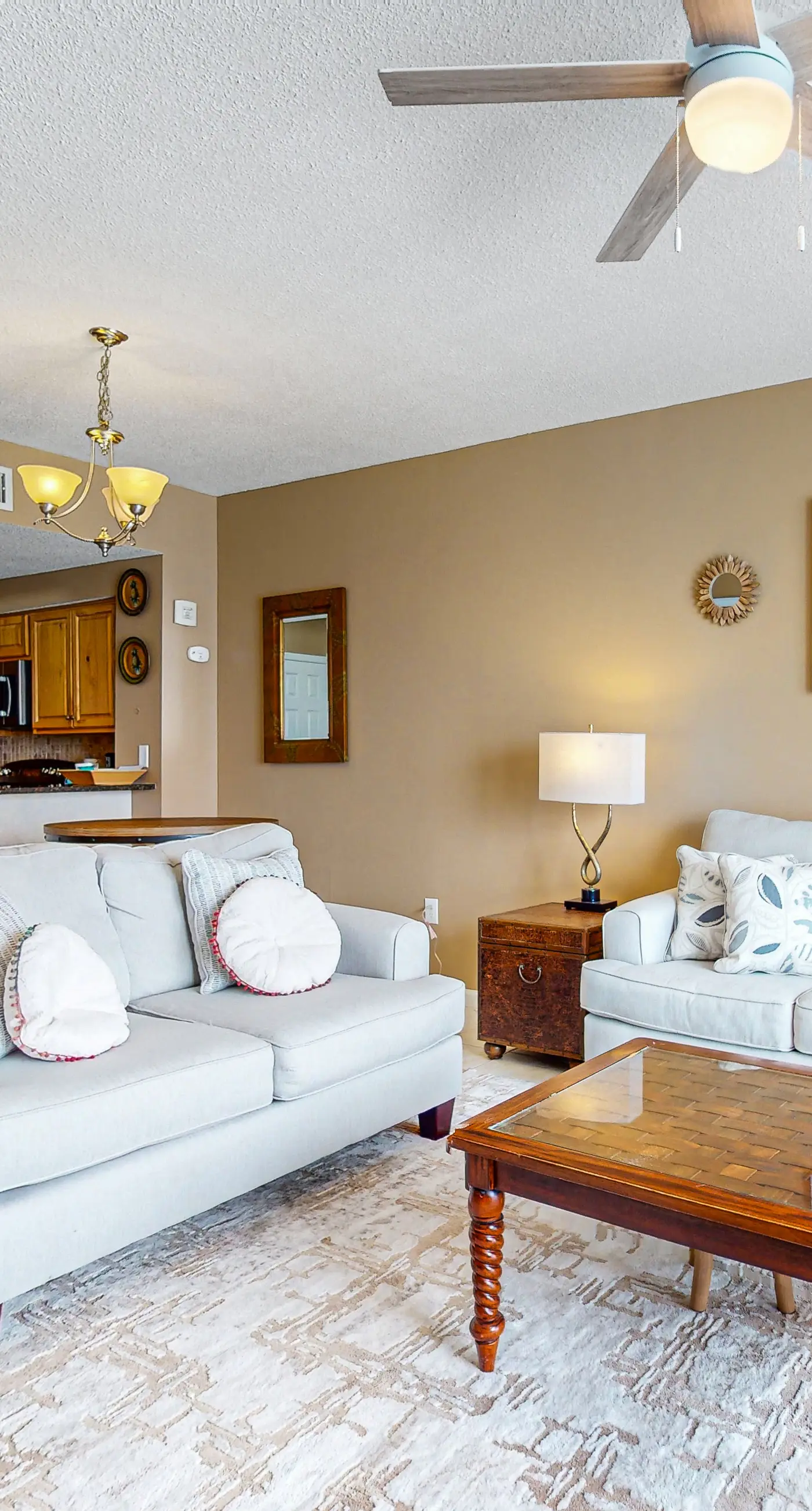 Oceanfront Condo with Views, Easy Beach Access, Shared Pool and Hot Tub, Tennis