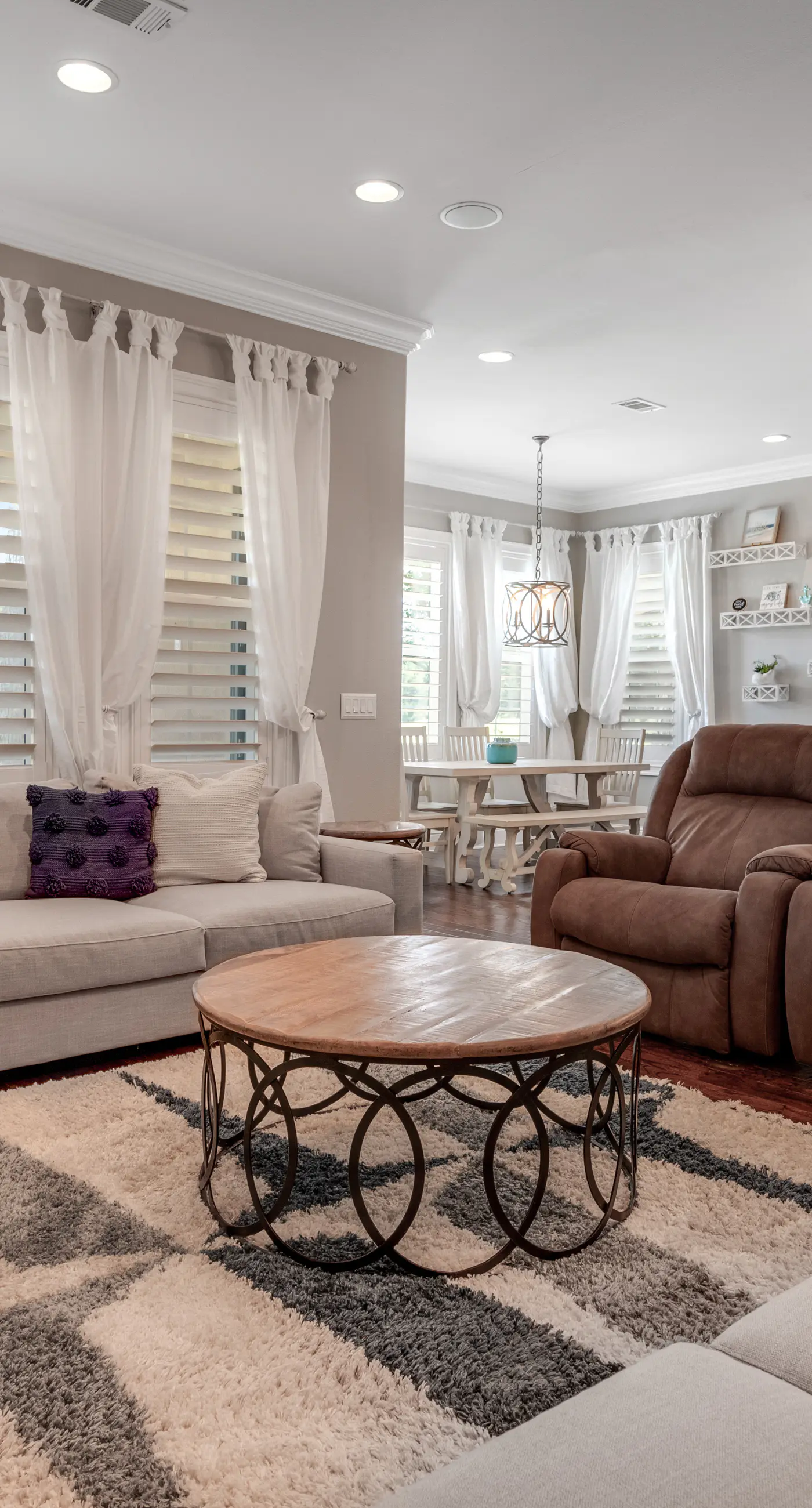 Villa Lago - Emerald Isle