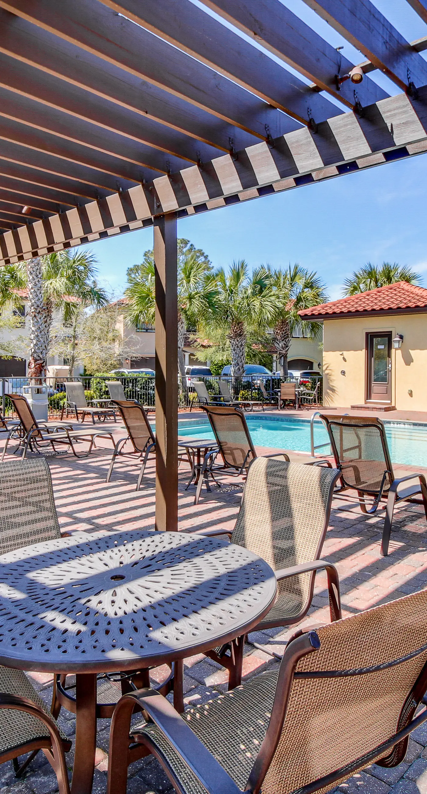 Villa Lago - Emerald Isle