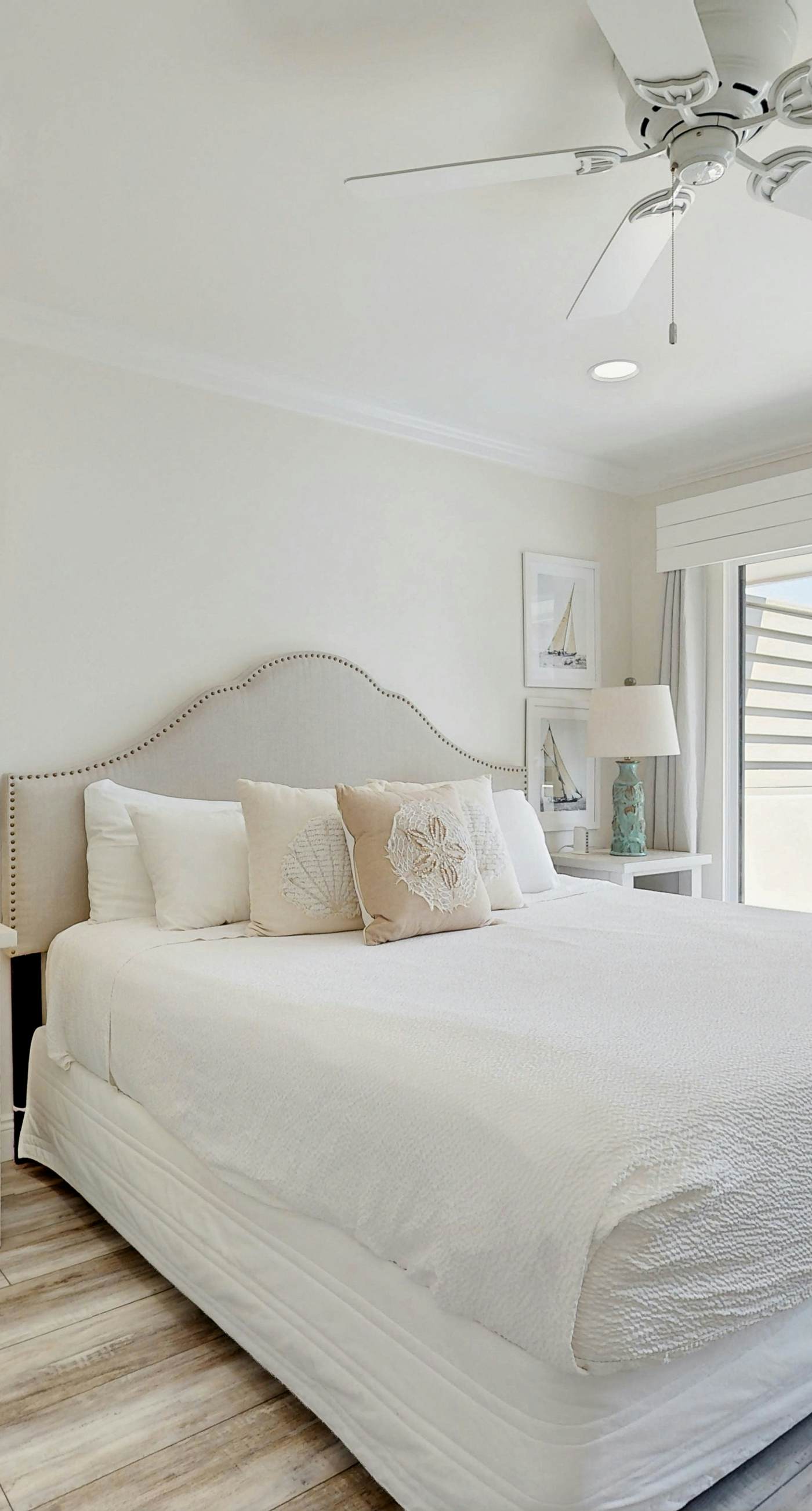 Gorgeous waterfront dog-friendly Villa with patio, deck, golf cart & shared pool