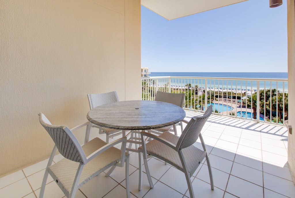 4th Floor Condo with Gulf View Fitness Center, Pools, Beach Access