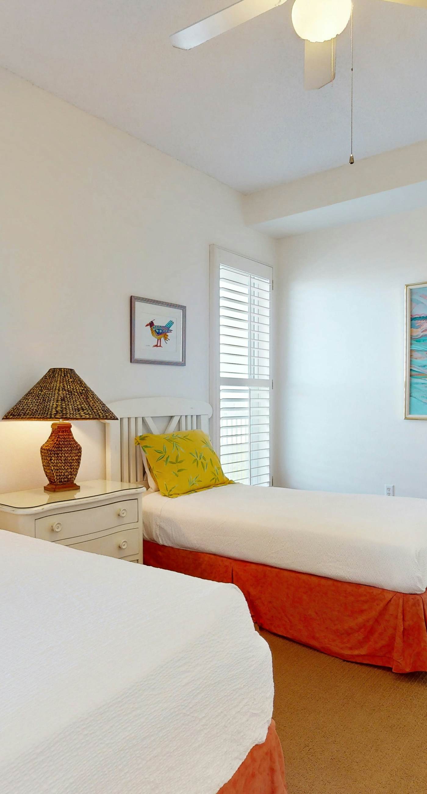 4th Floor Condo with Gulf View Fitness Center, Pools, Beach Access