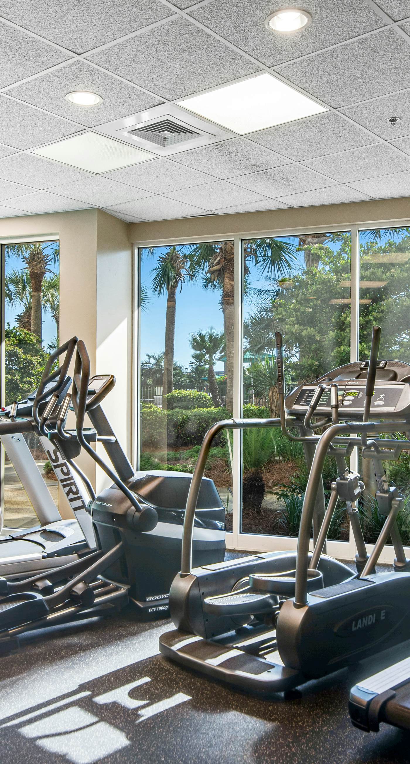 4th Floor Condo with Gulf View Fitness Center, Pools, Beach Access