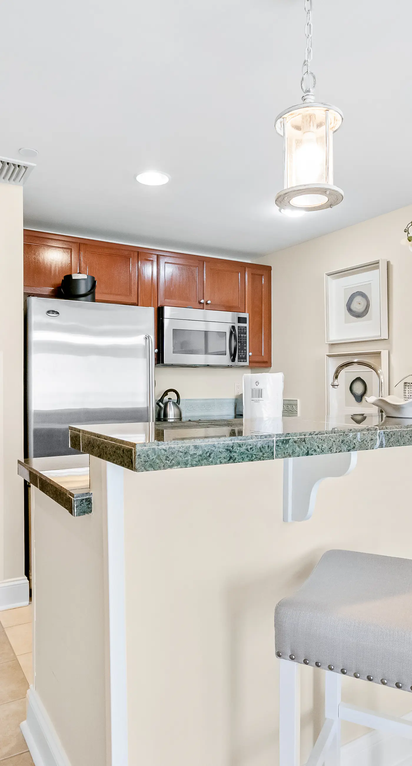 Chic eighth-floor condo with pool, hot tub, sauna & private W/D