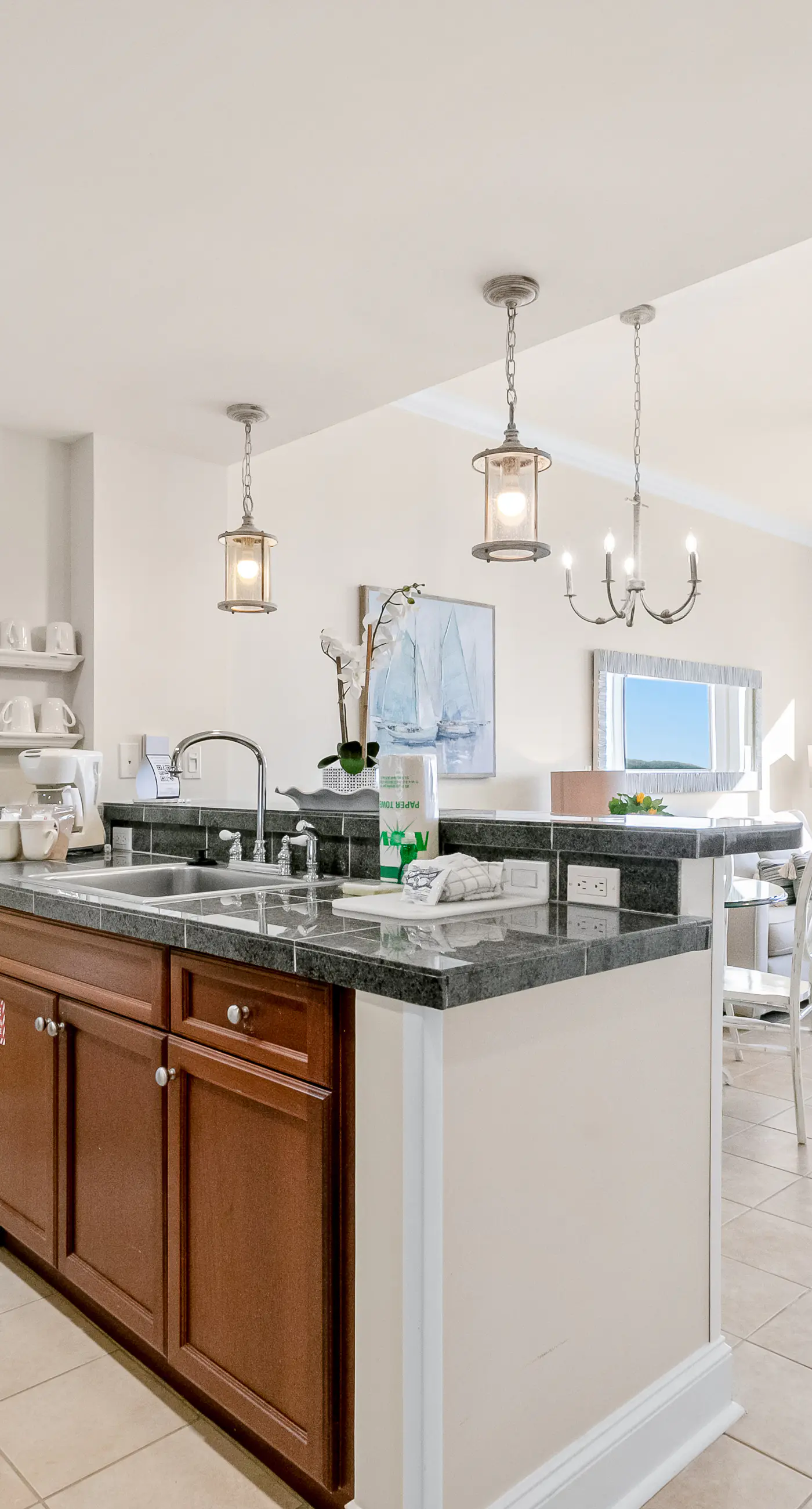 Chic eighth-floor condo with pool, hot tub, sauna & private W/D