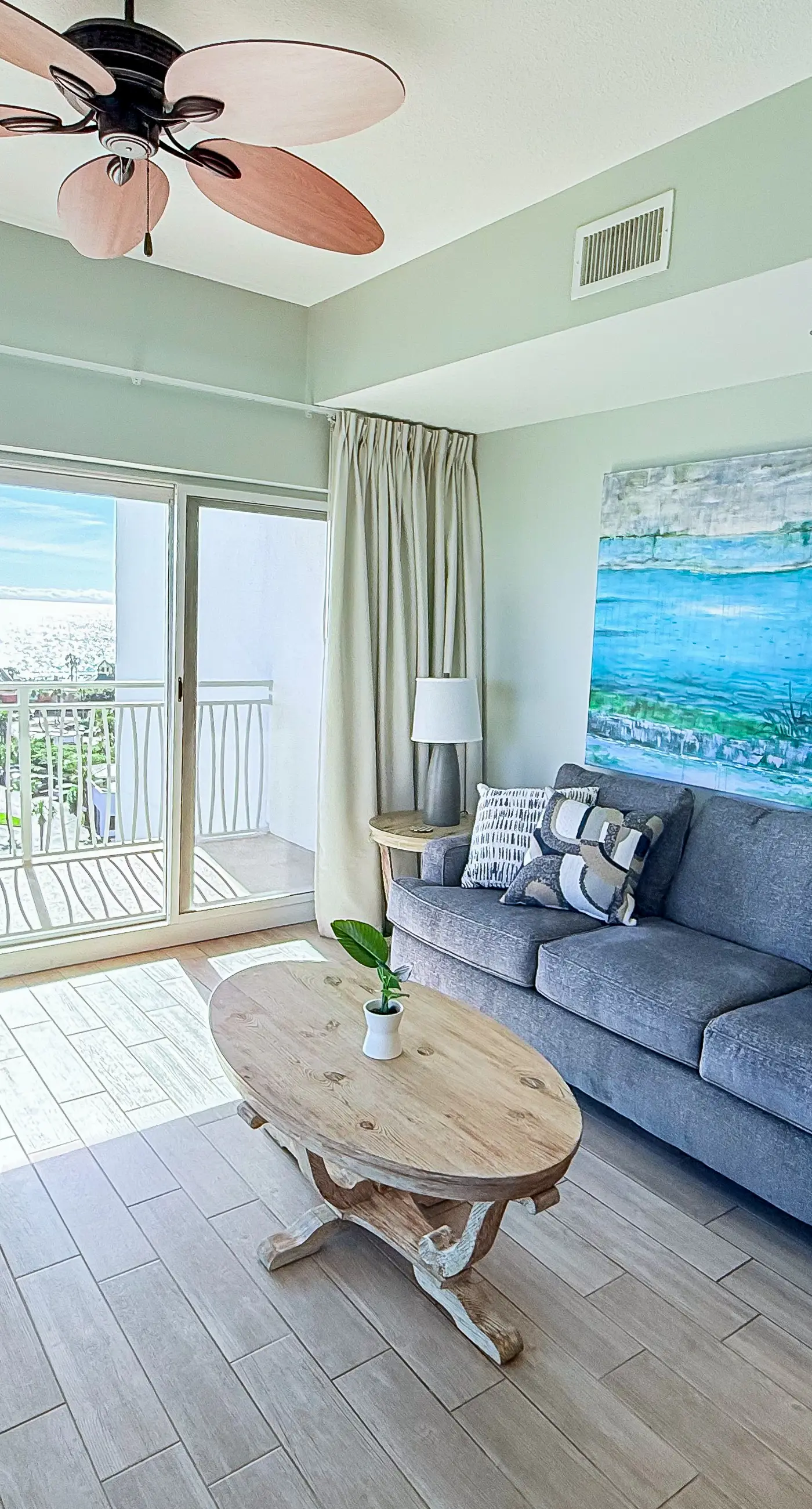 Ocean-view condo with wraparound balcony, W/D, pool, & hot tub