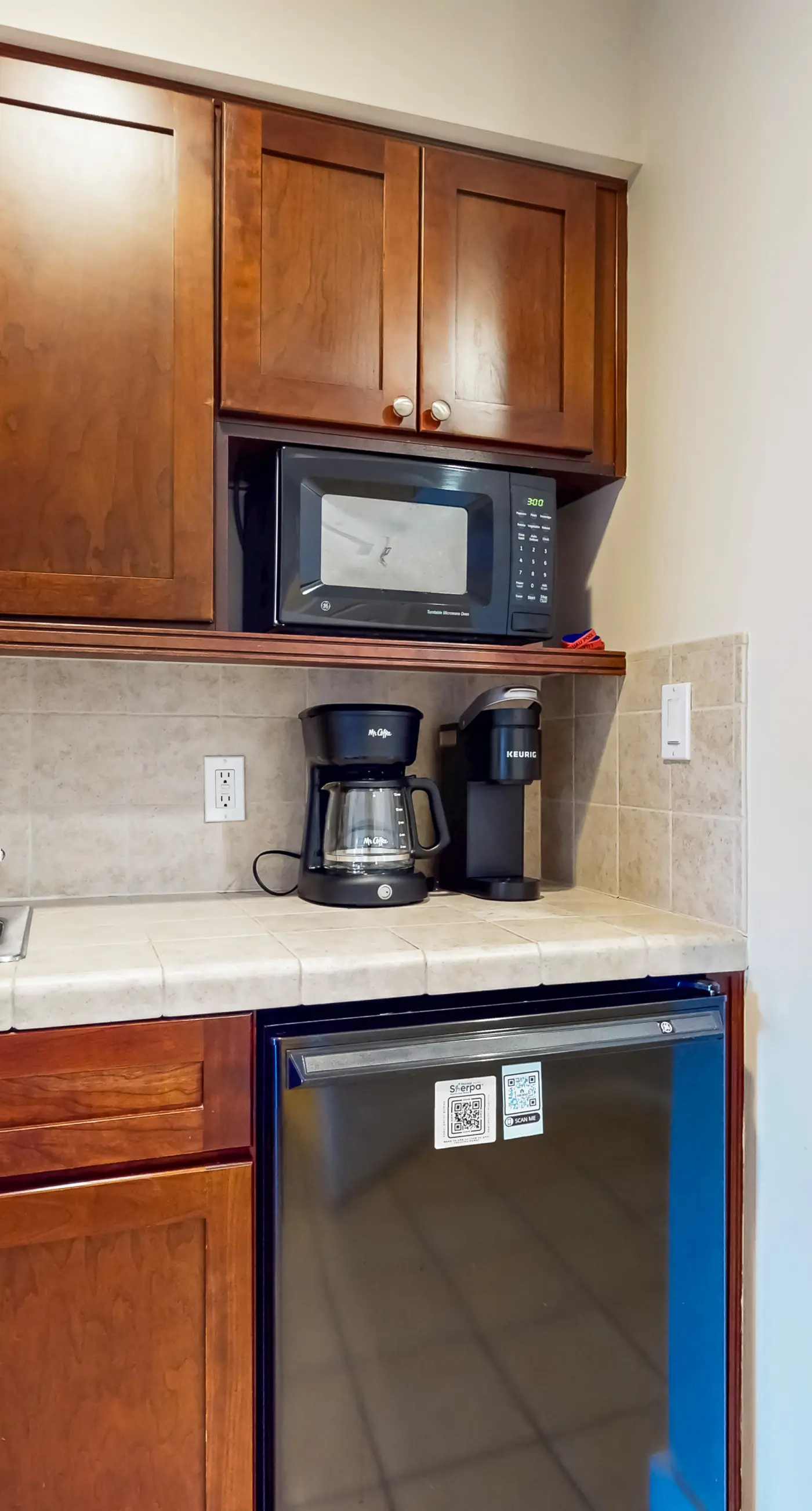 Gulf view getaway with an outdoor pool, hot tub, central AC