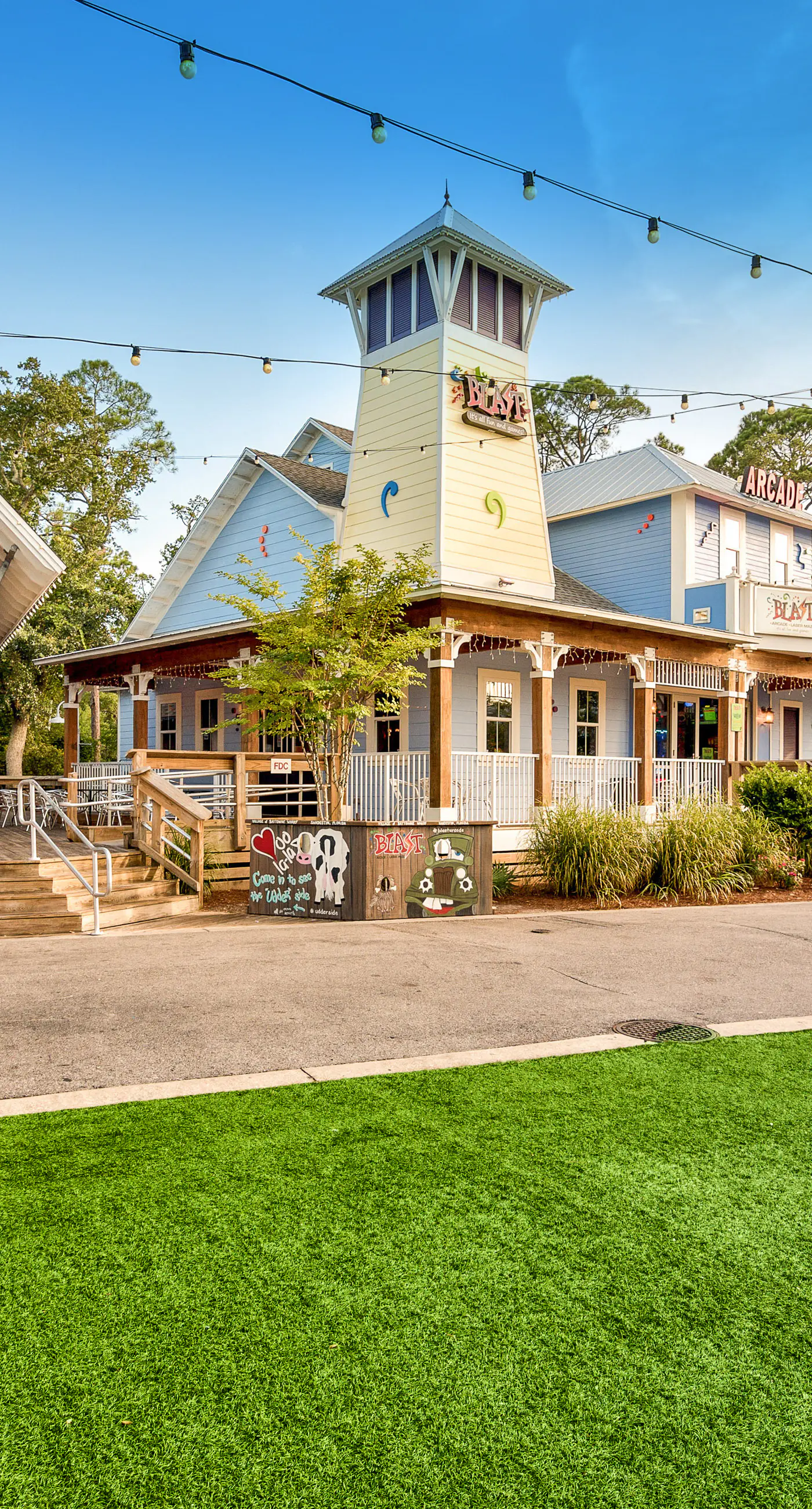 Gulf view getaway with an outdoor pool, hot tub, central AC