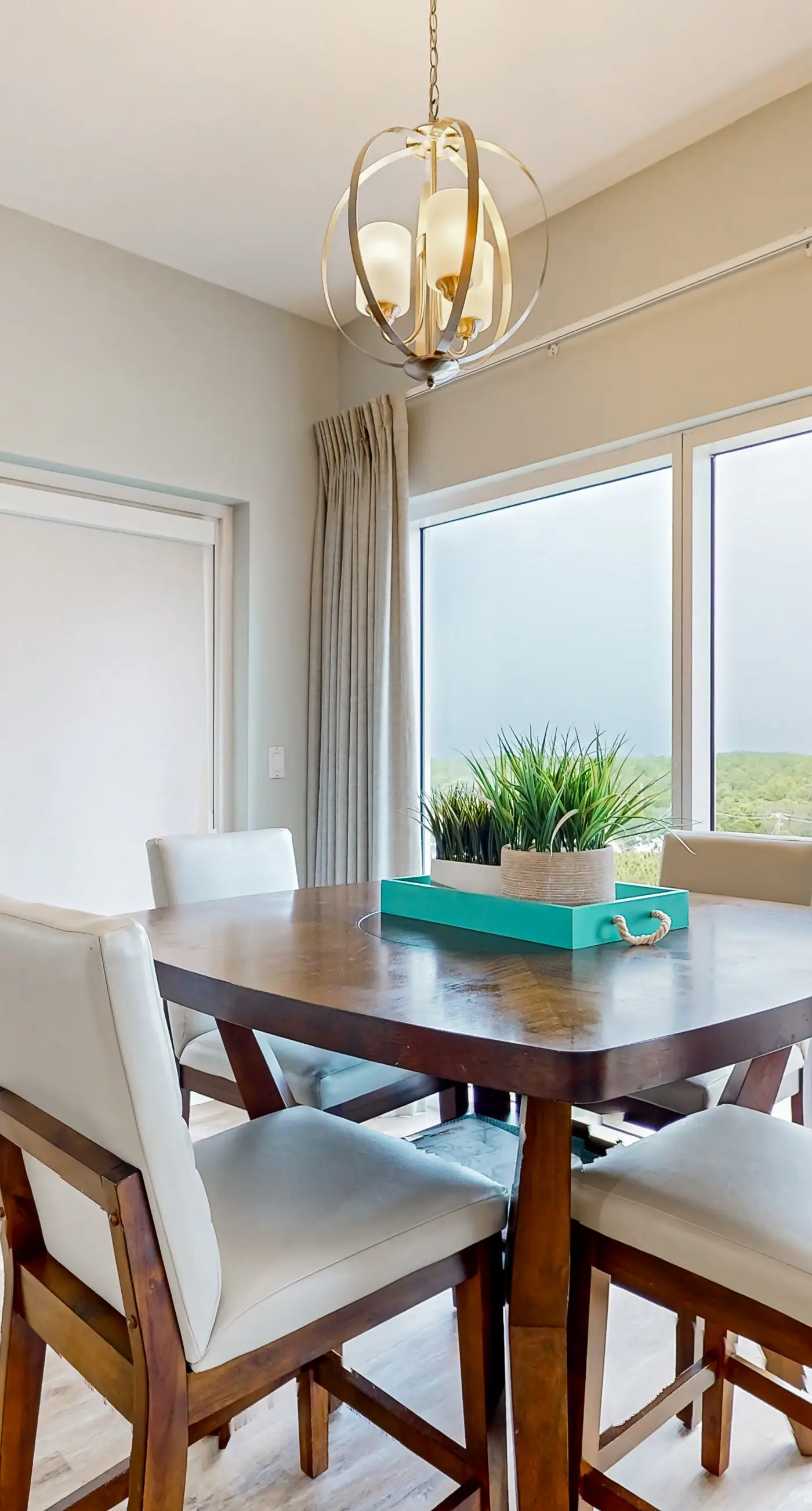 Luxe Luau condo w/on-site pool, golf & marina - steps to beach