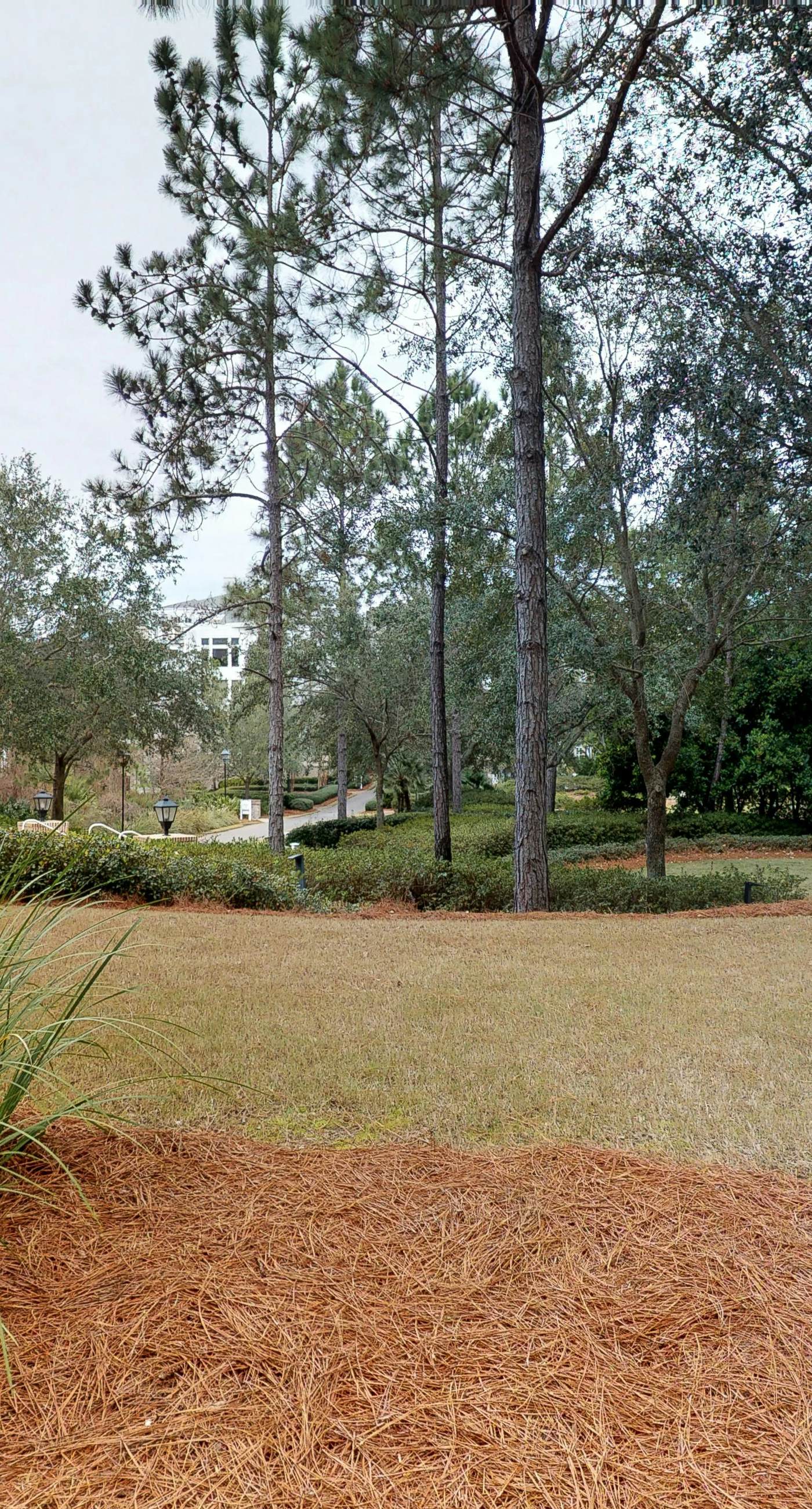 Stylish suite with a shared pool,hot tub and golf course,bay views
