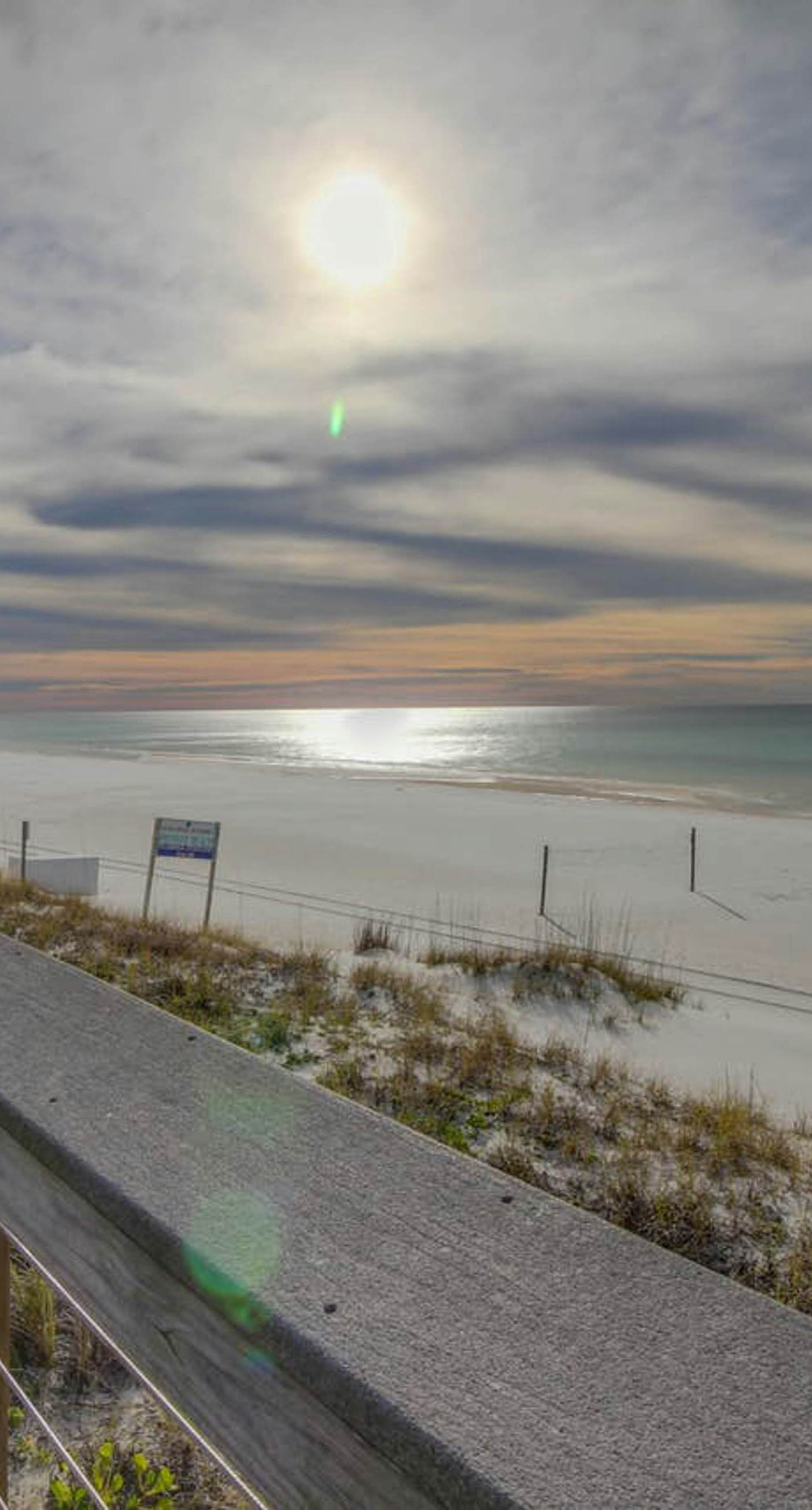 Stylish suite with a shared pool,hot tub and golf course,bay views