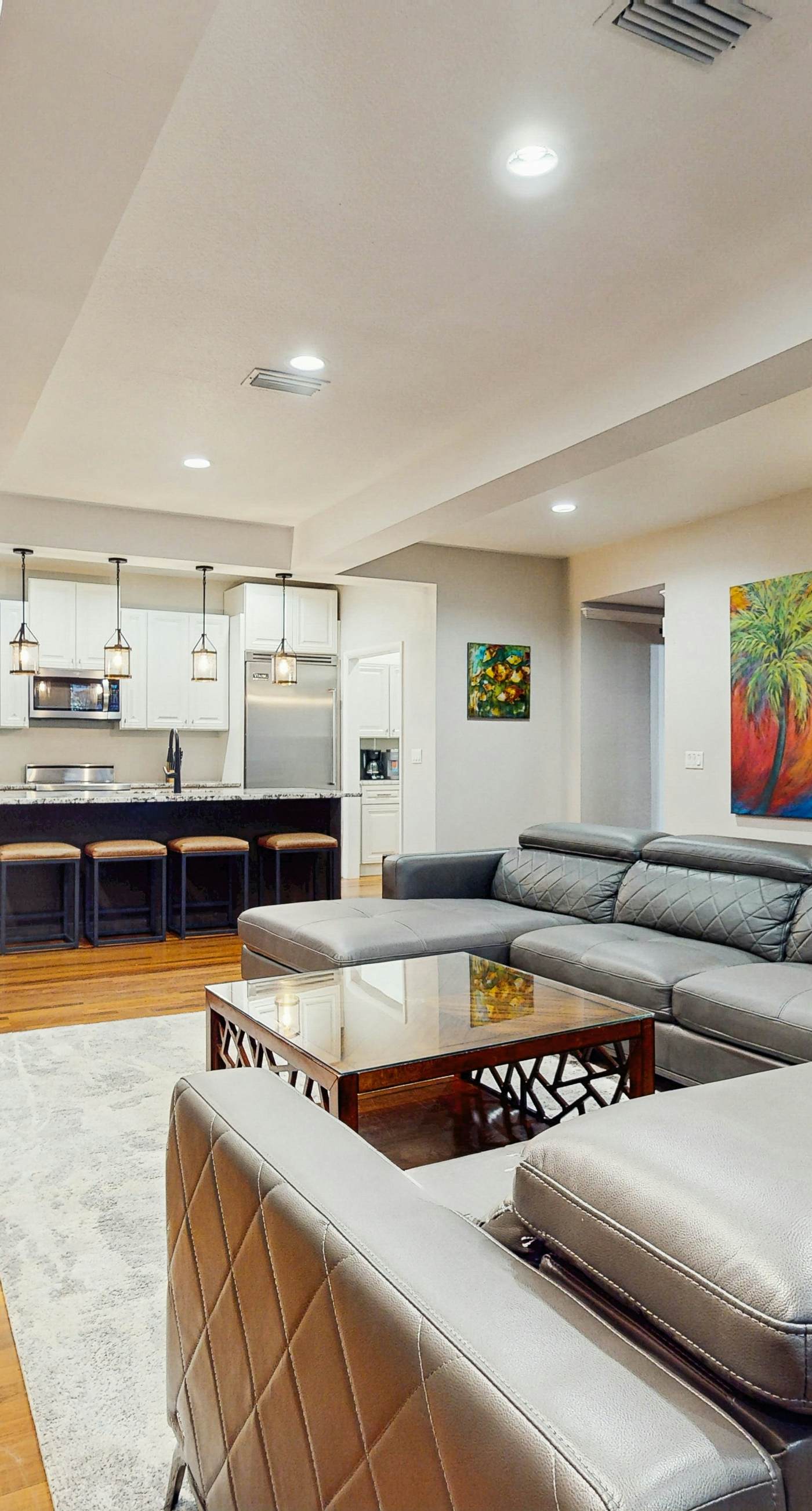 Cozy coastal condo with shared pool and beach access, close to everything